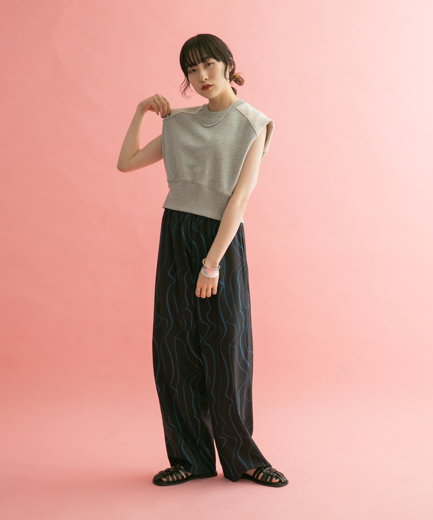身長：160cm サイズ：one