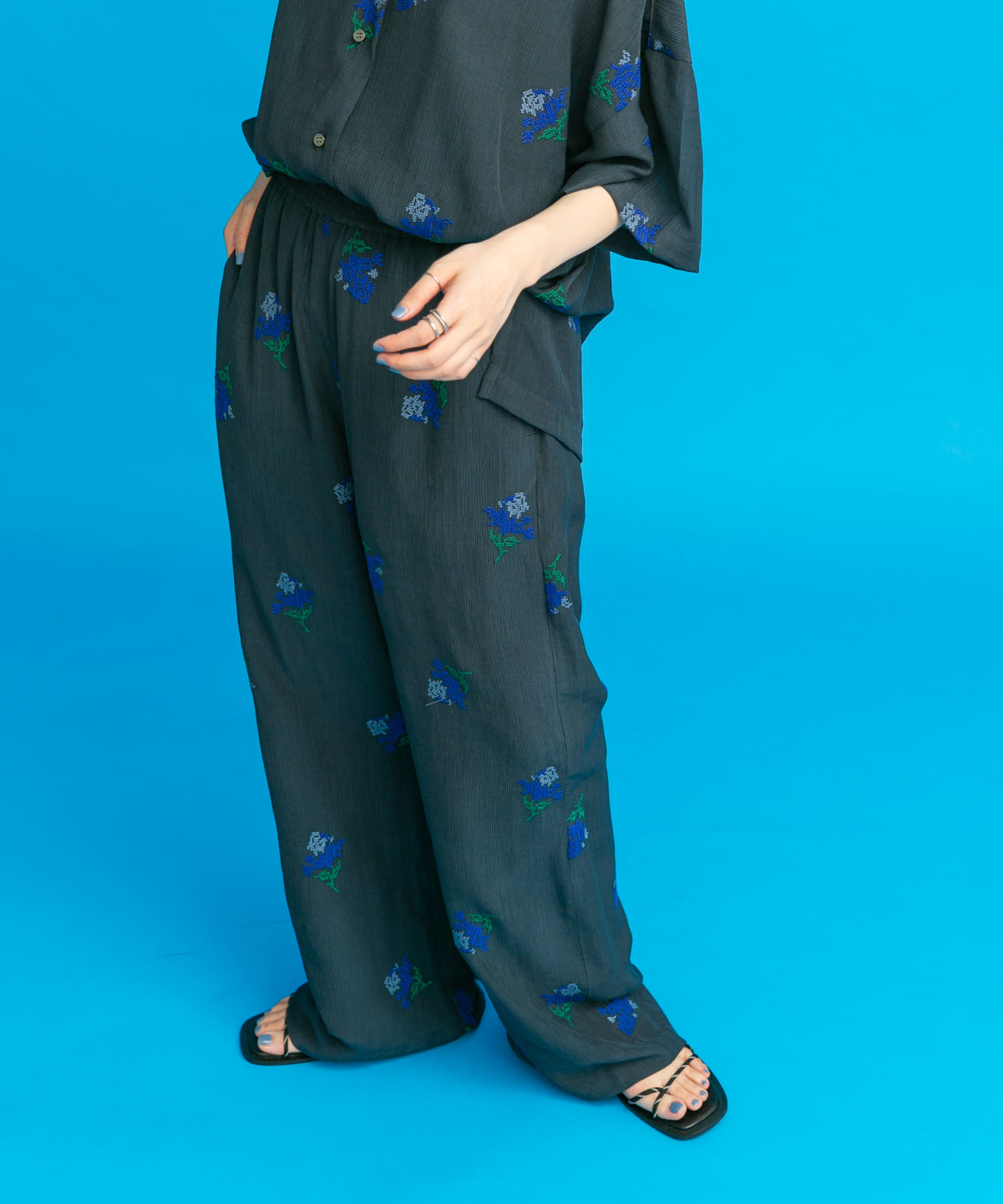 身長：160cm サイズ：one