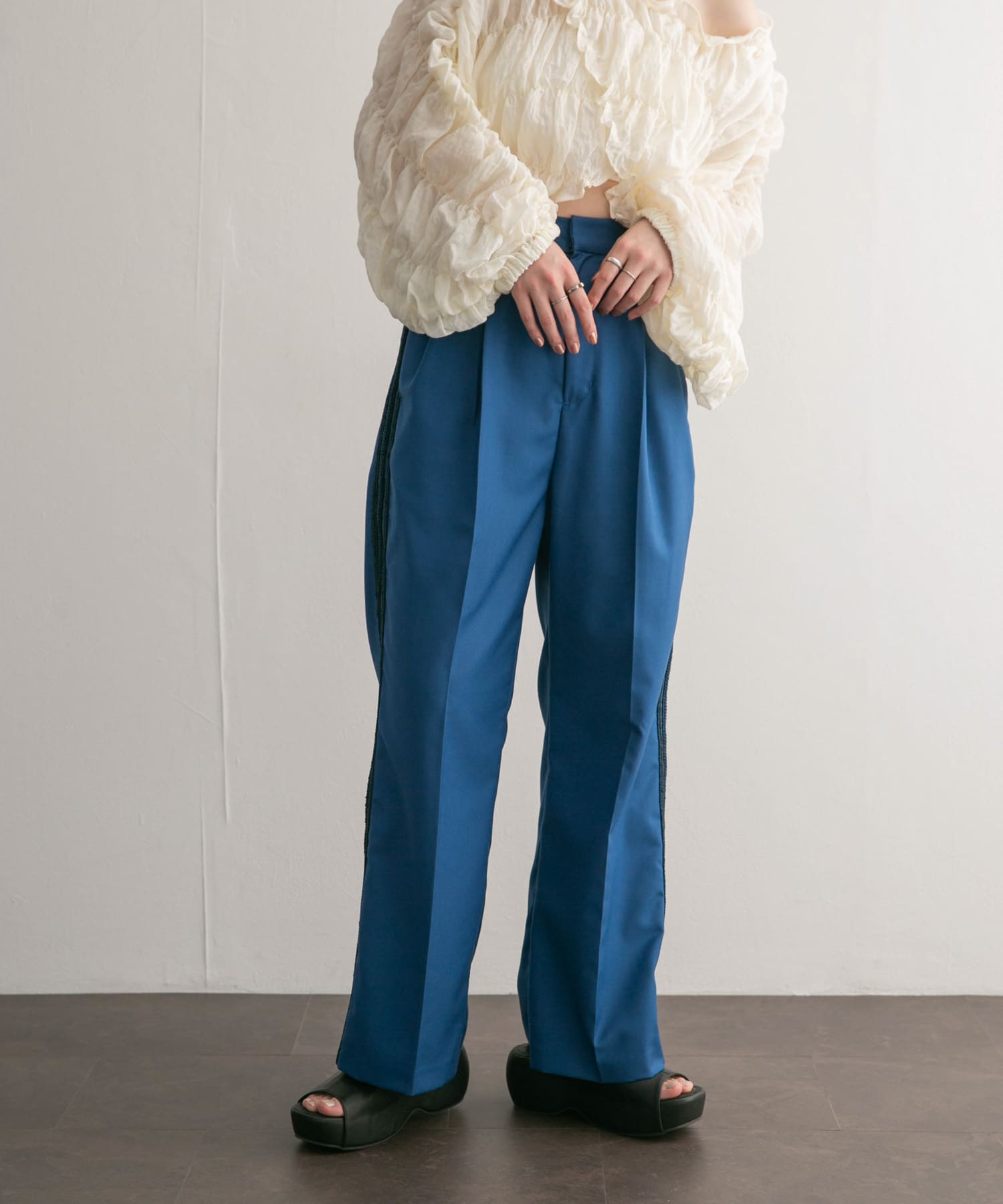 身長：160cm サイズ：36