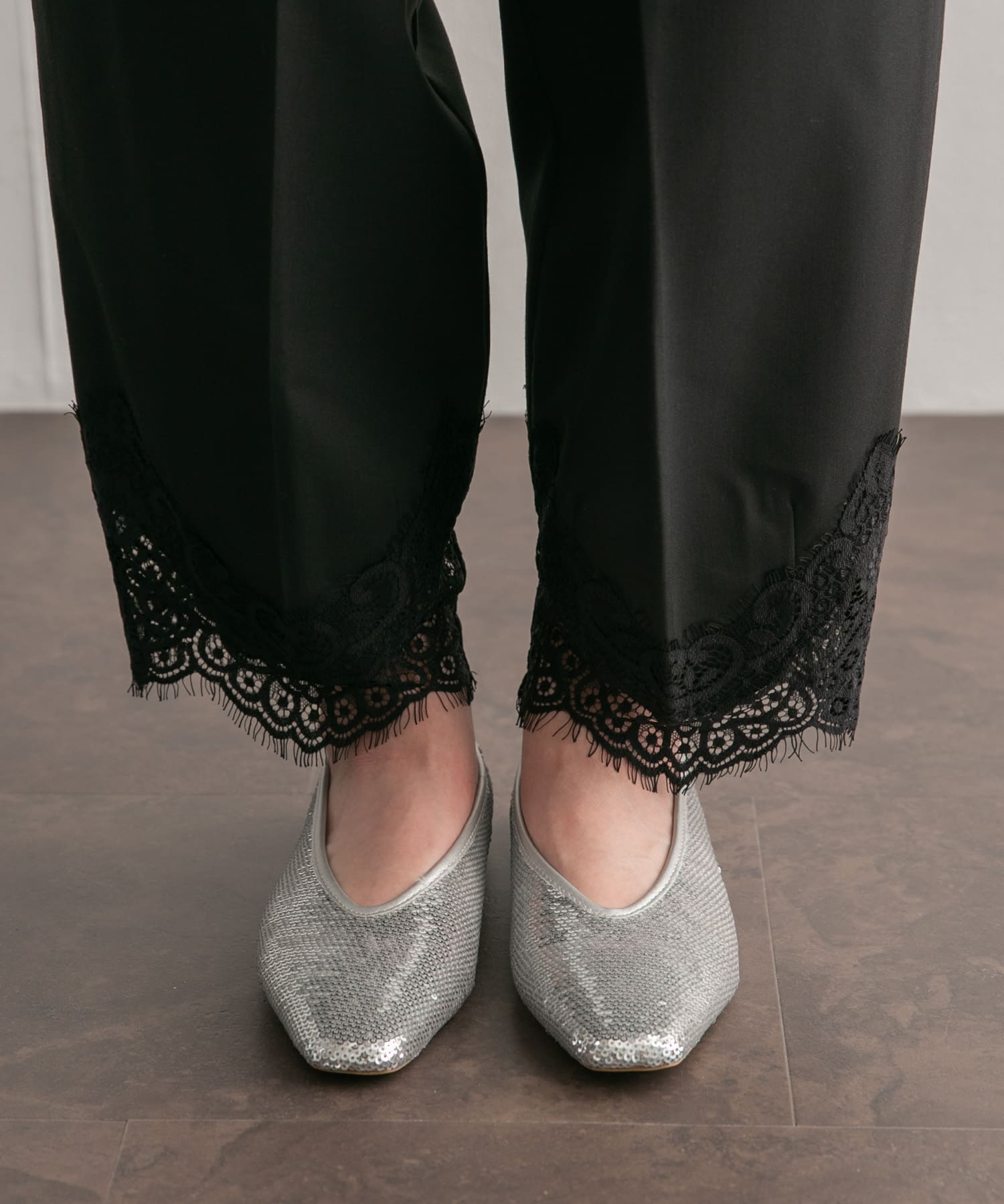 レースヘムクロップドパンツ BLACK 38