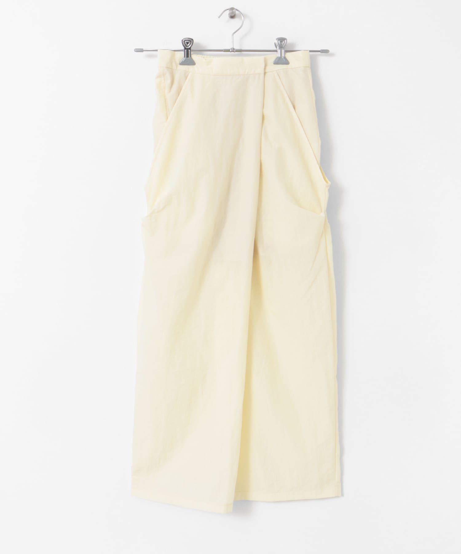 サイドタックデザインスカート IVORY one