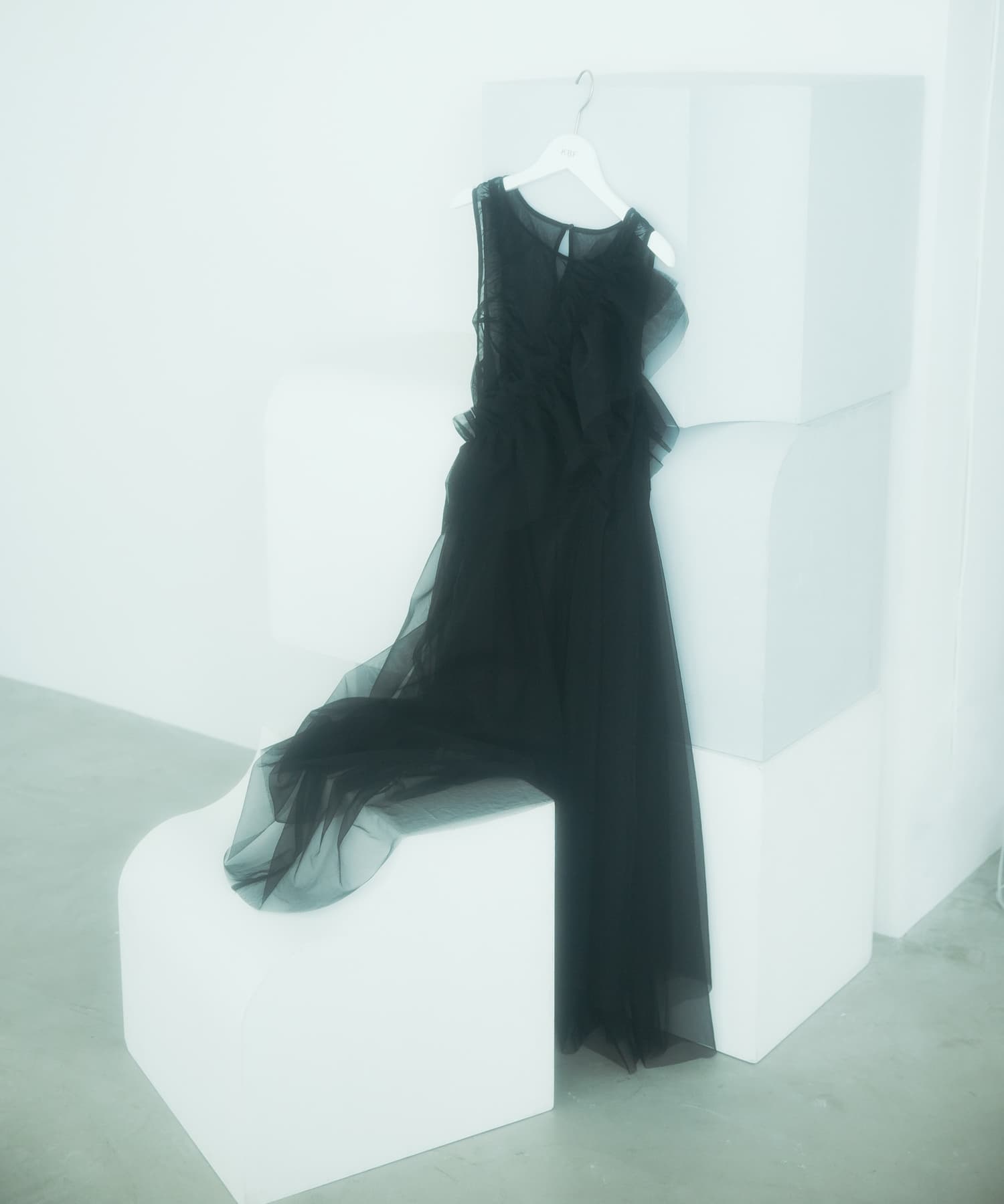 フリルSETチュールワンピース BLACK one