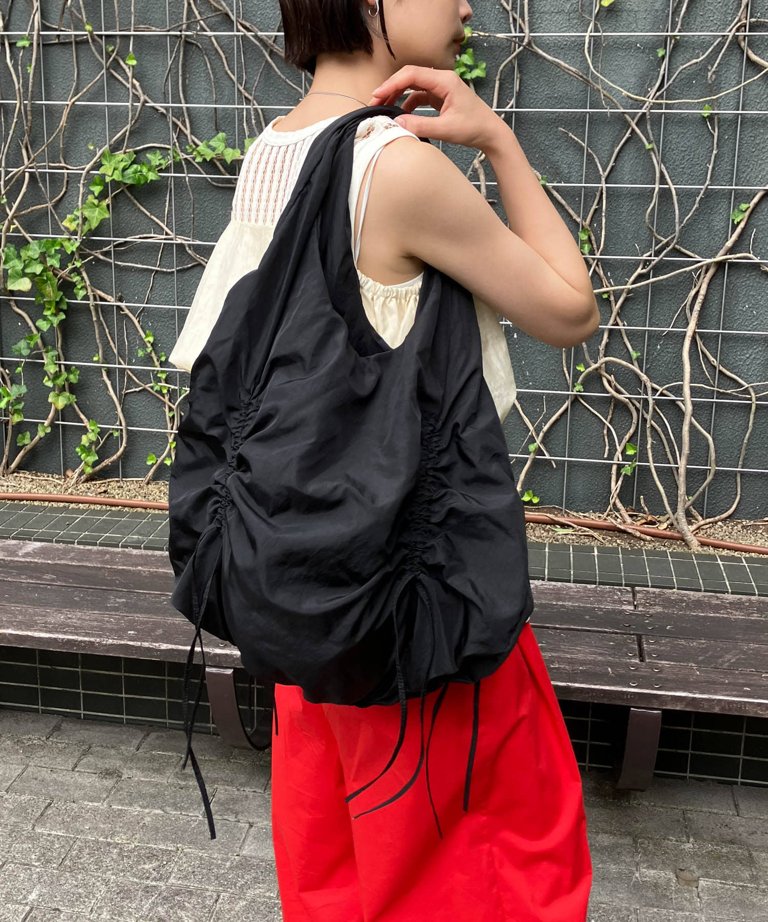 ドロストデザインバルーンBAG BLACK one