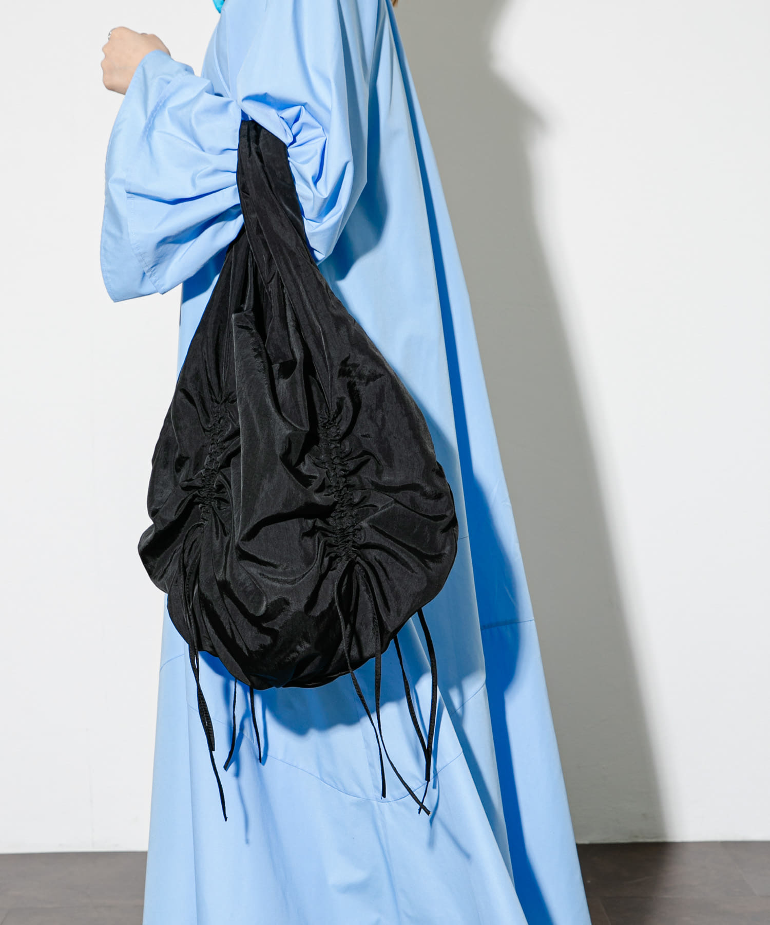 ドロストデザインバルーンBAG BLACK one