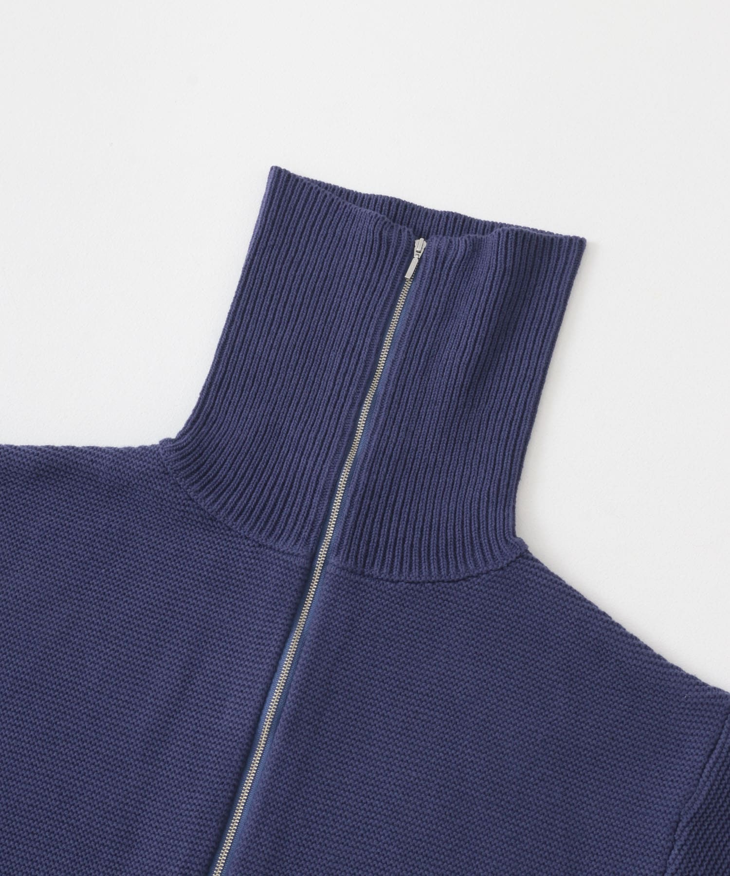 セーラーカラーZIPニット BLUE one