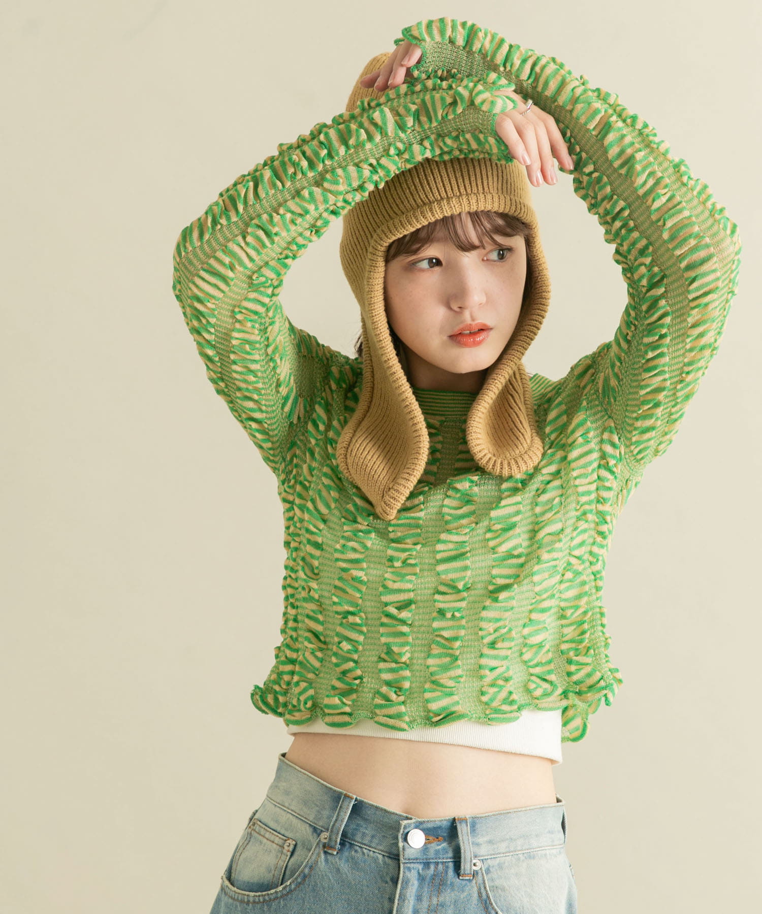 GREEN