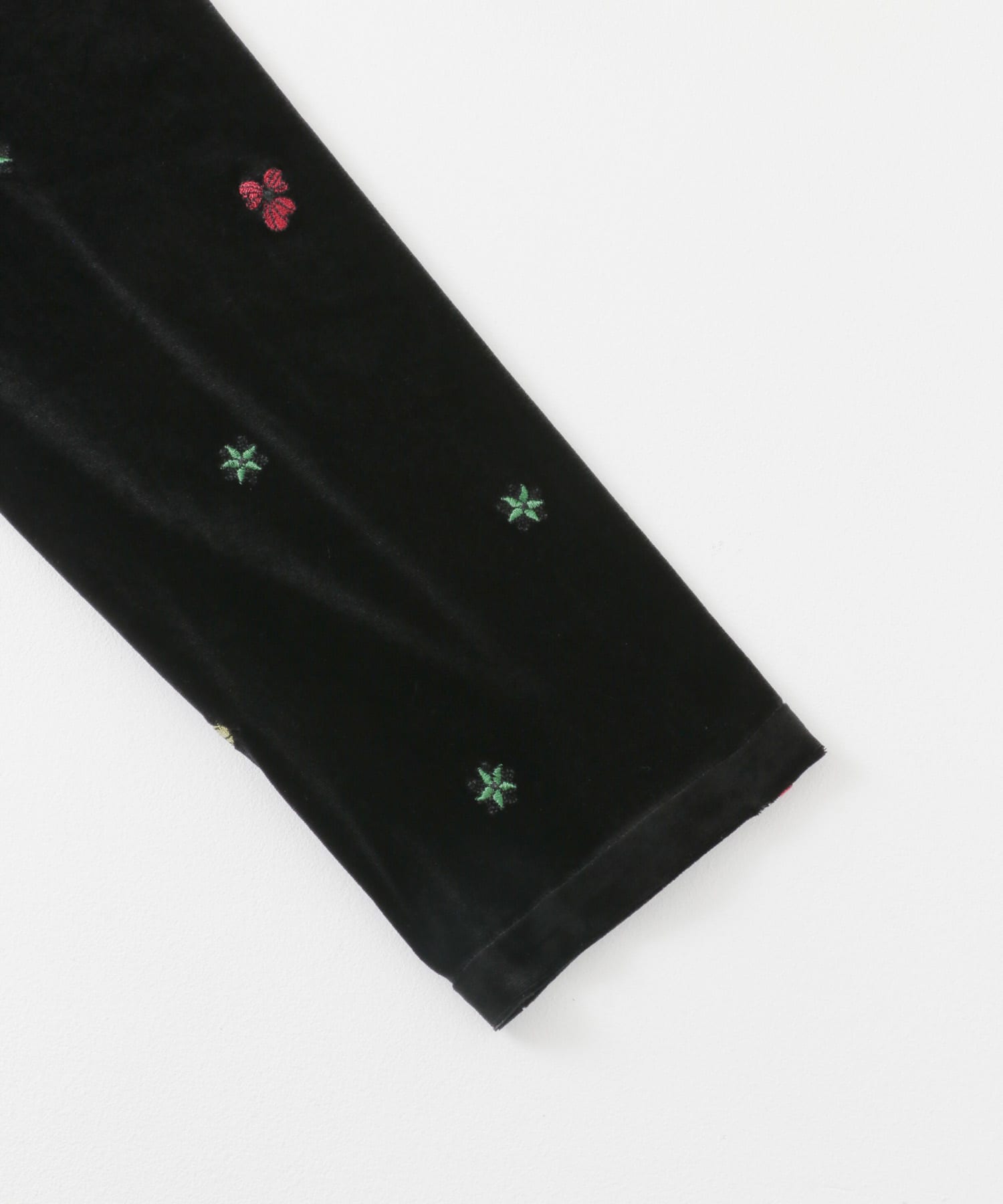 フロントリボンベロアガウン BLACK刺繍 one