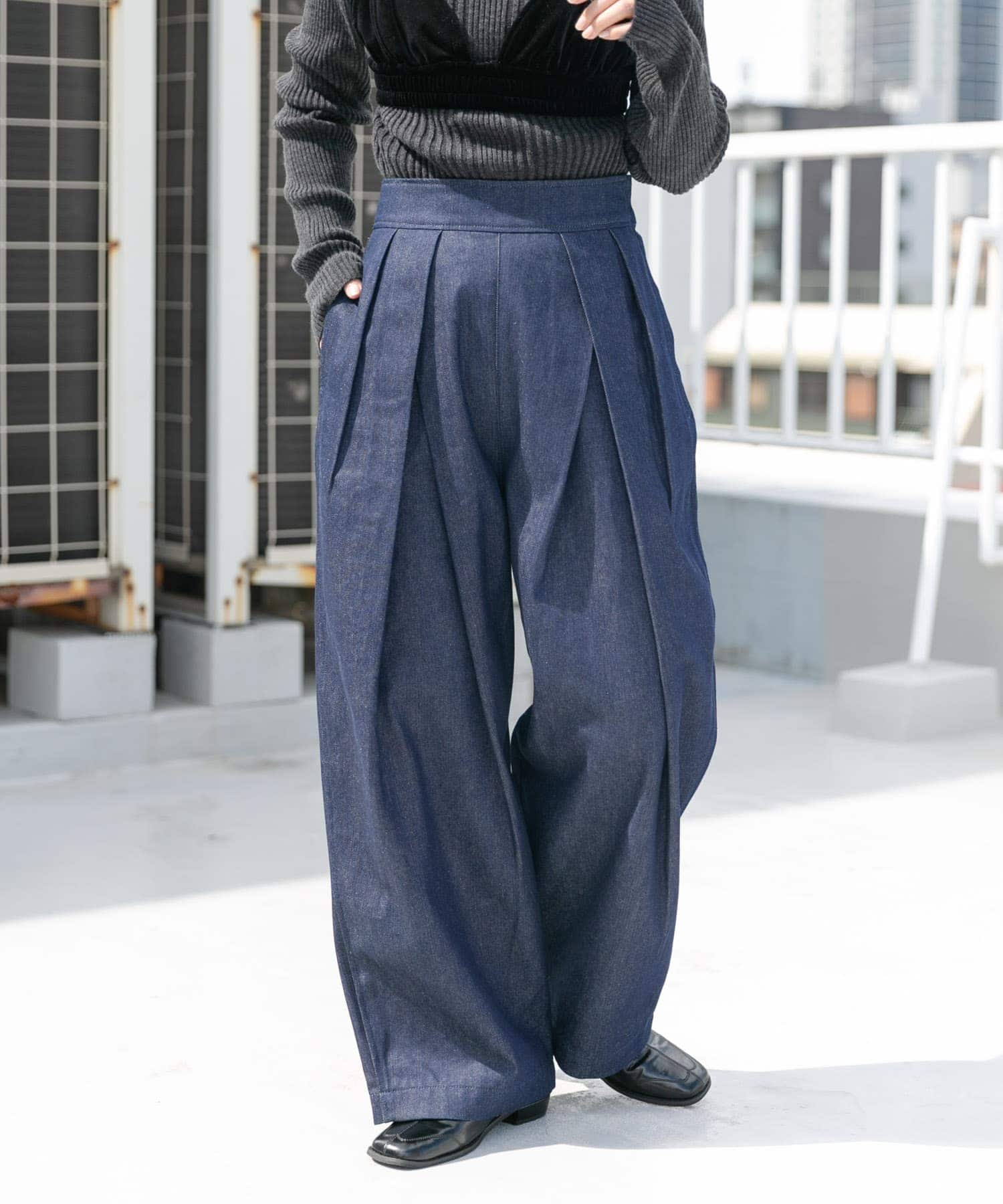 NAVY