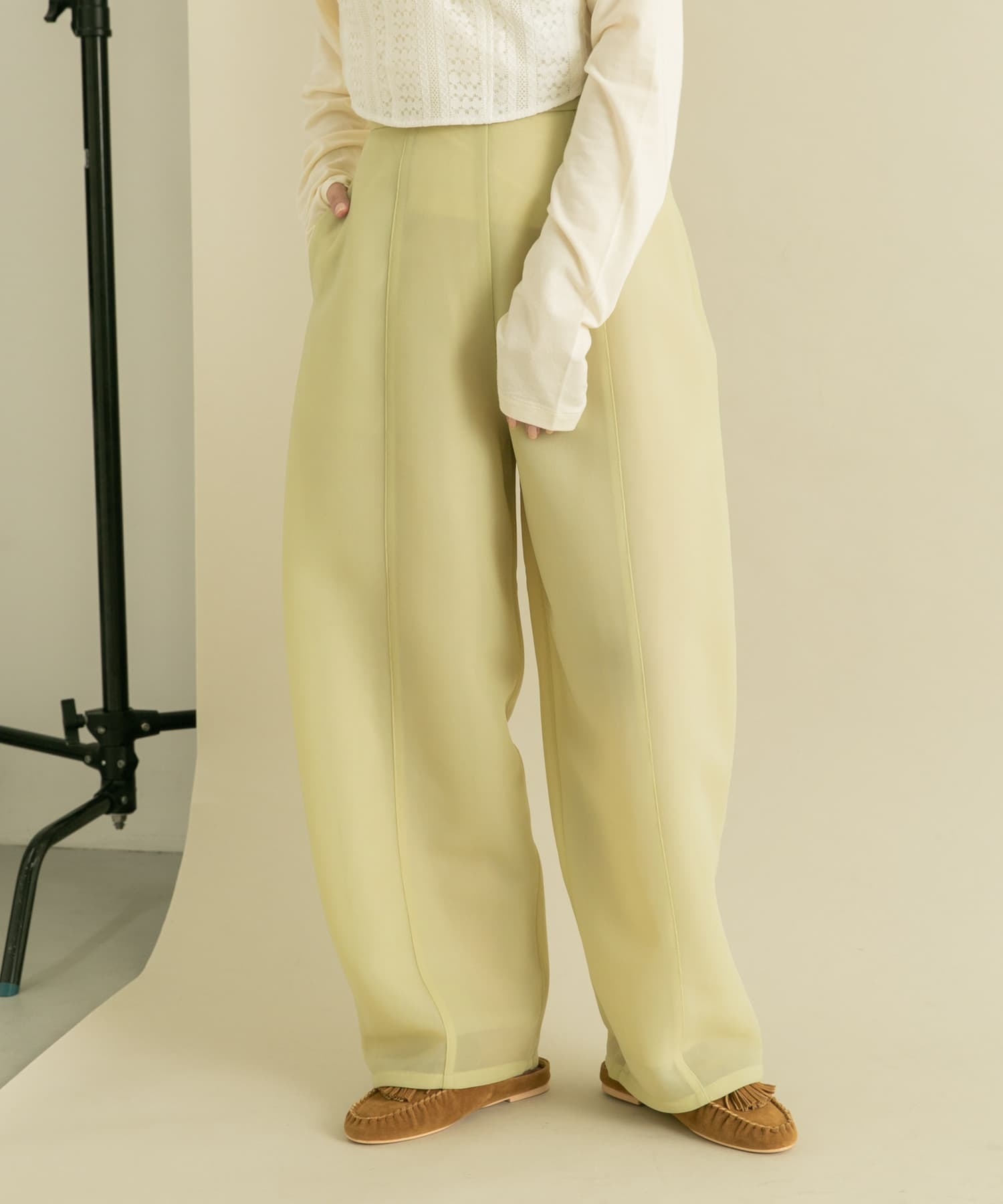 L.BEIGE