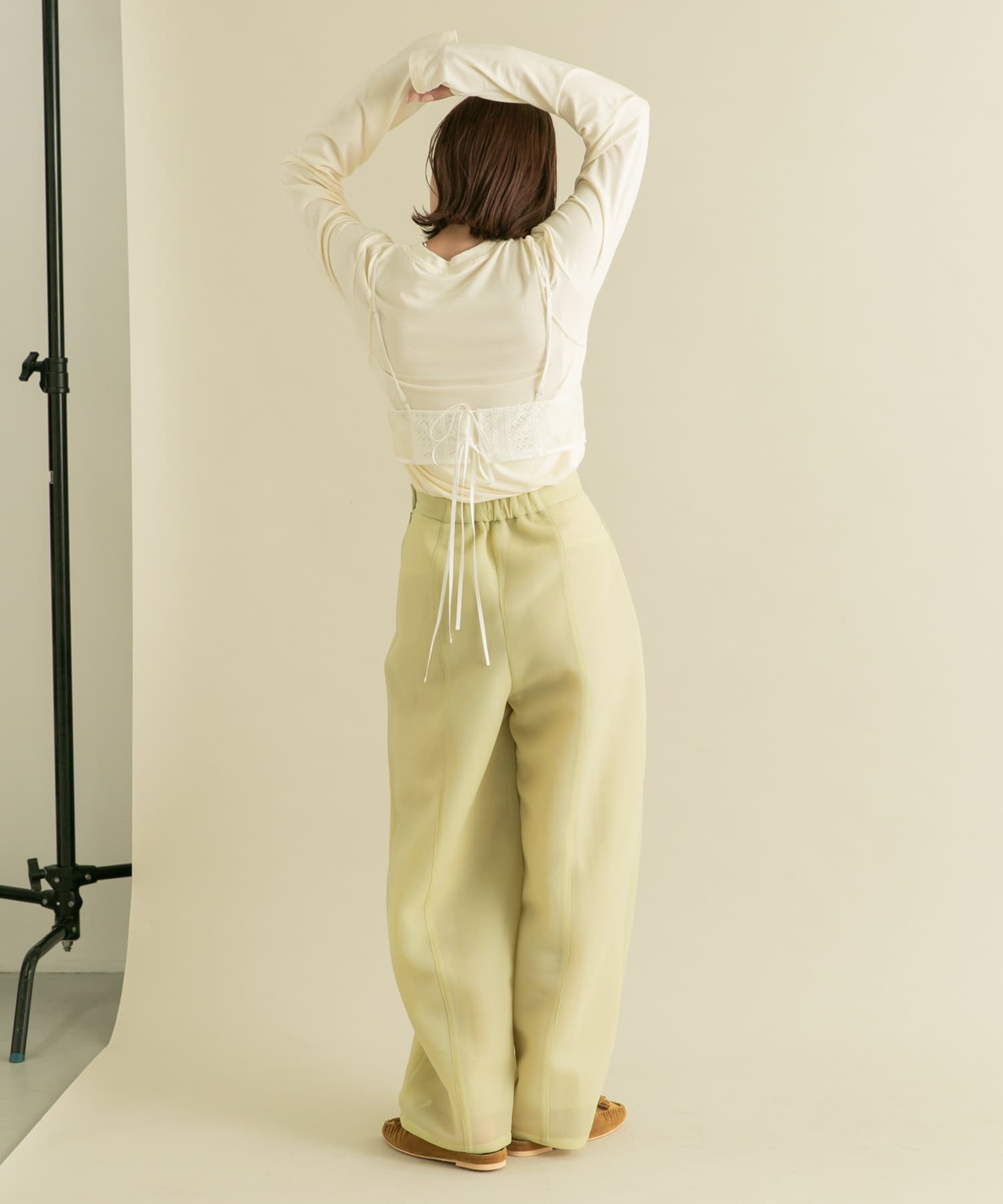 L.BEIGE