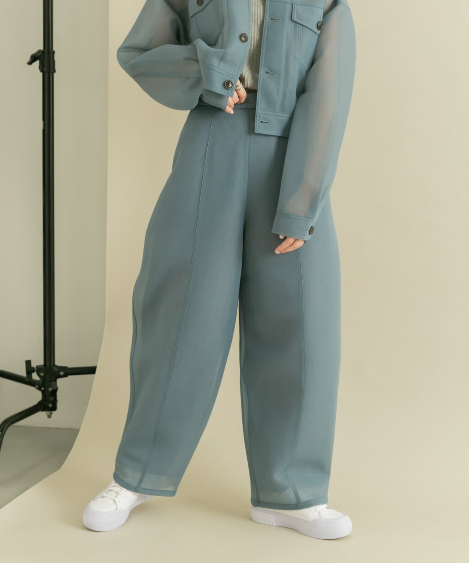 DUSTY BLUE
