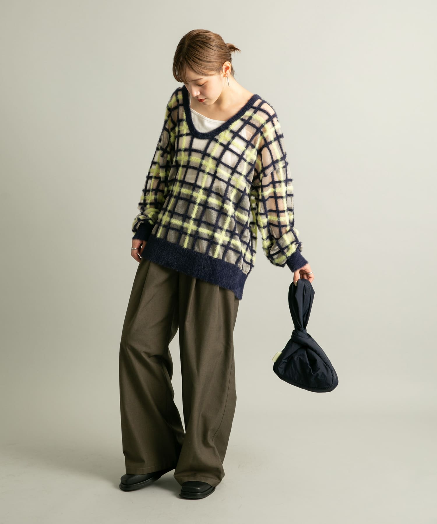 ワンハンドルパファーナイロンBAG NAVY one