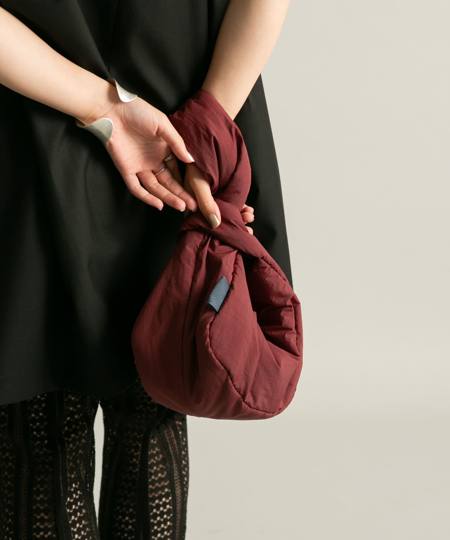 ワンハンドルパファーナイロンBAG BURGUNDY one