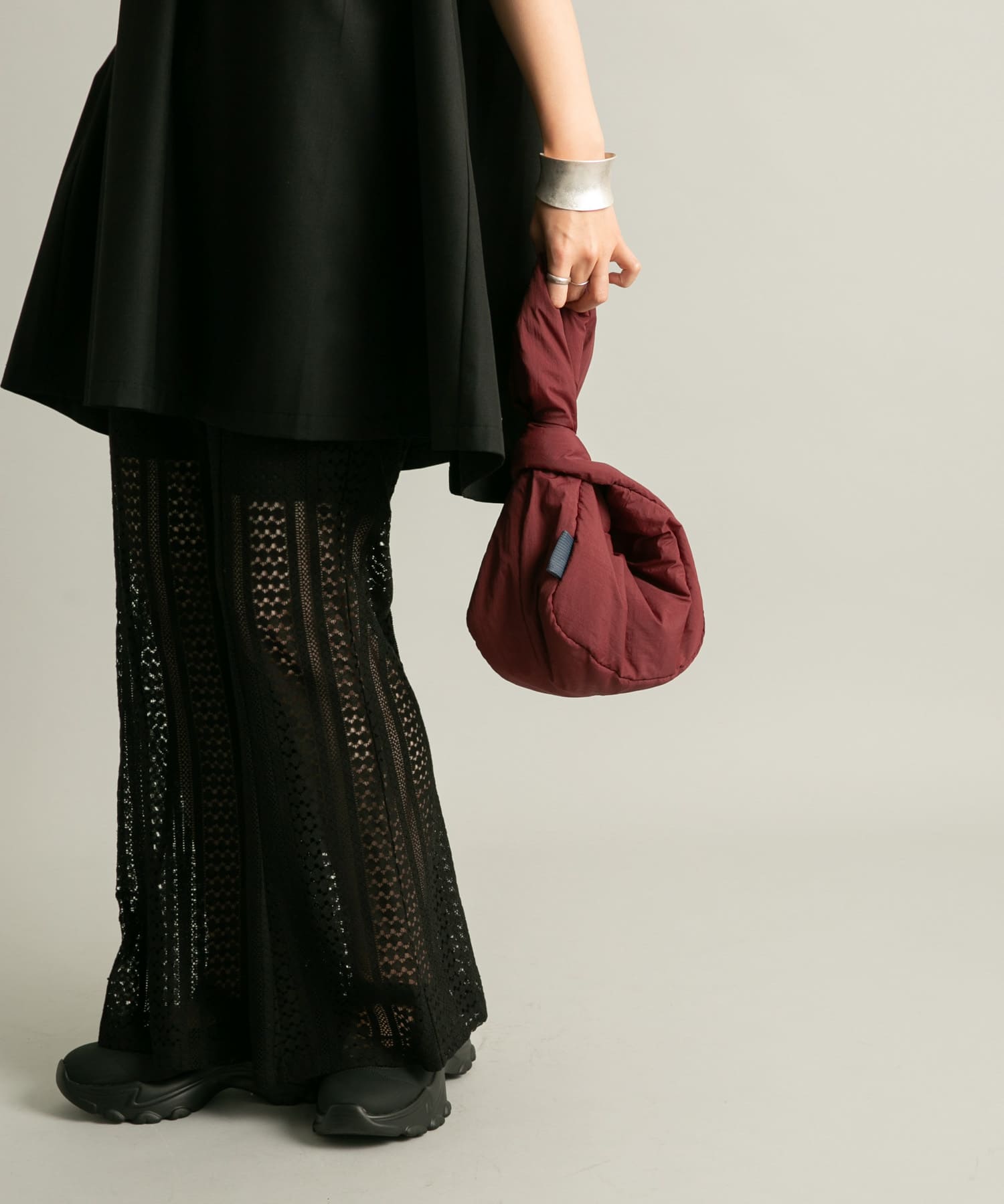 ワンハンドルパファーナイロンBAG BURGUNDY one