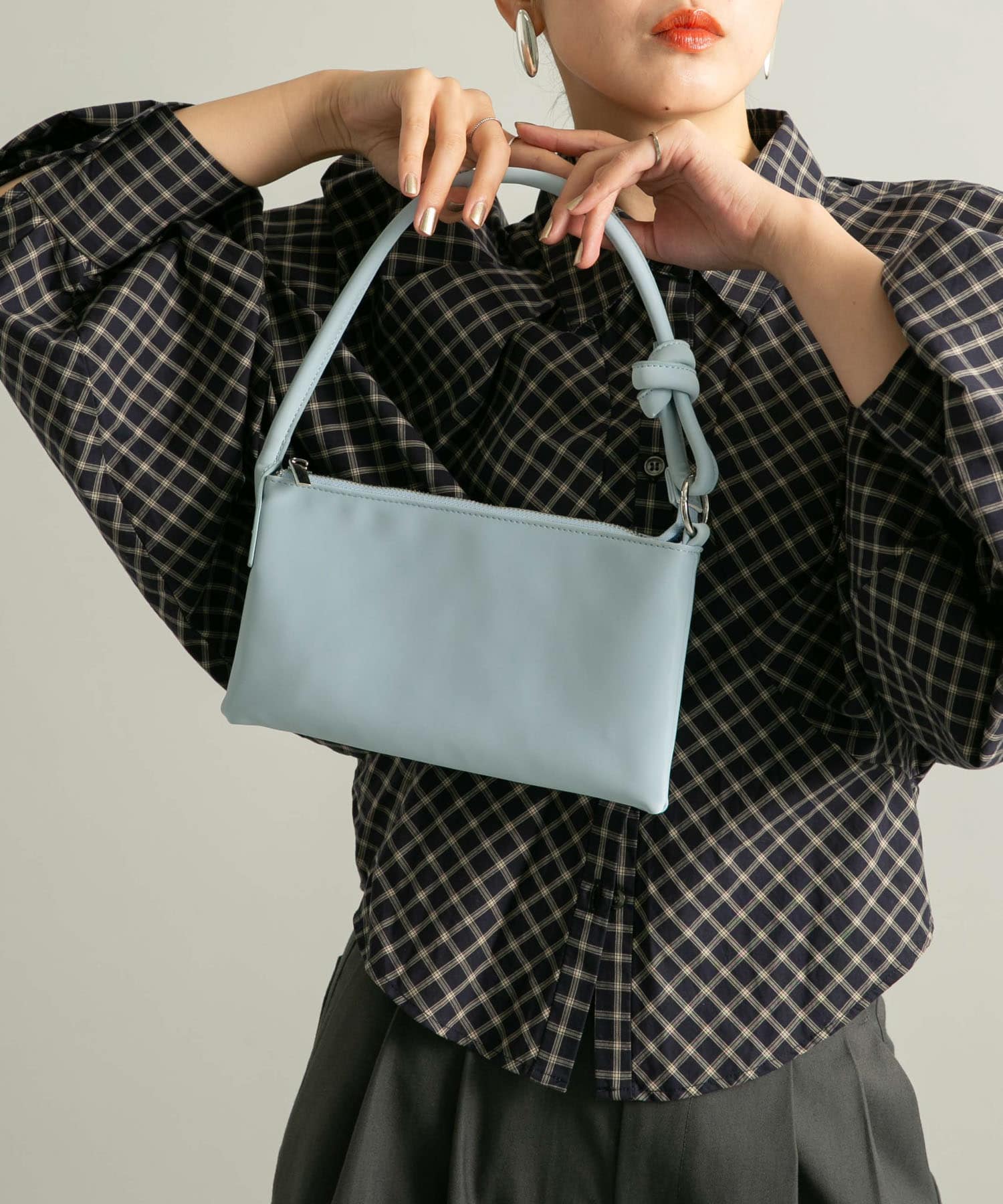 ハンドルデザインショルダーBAG L.BLUE one