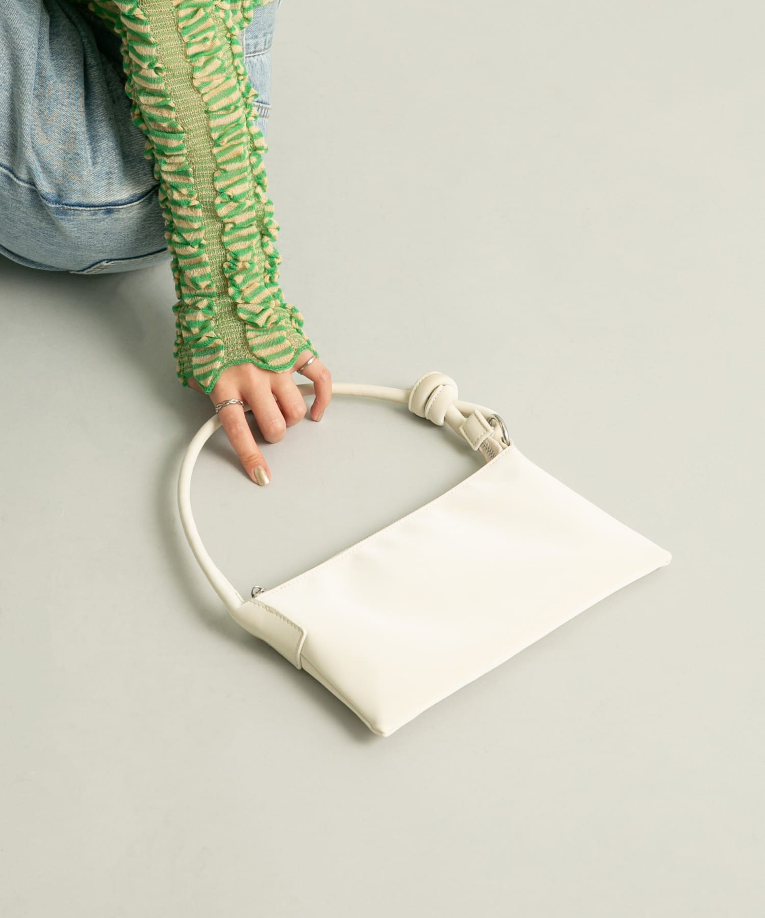 ハンドルデザインショルダーBAG IVORY one