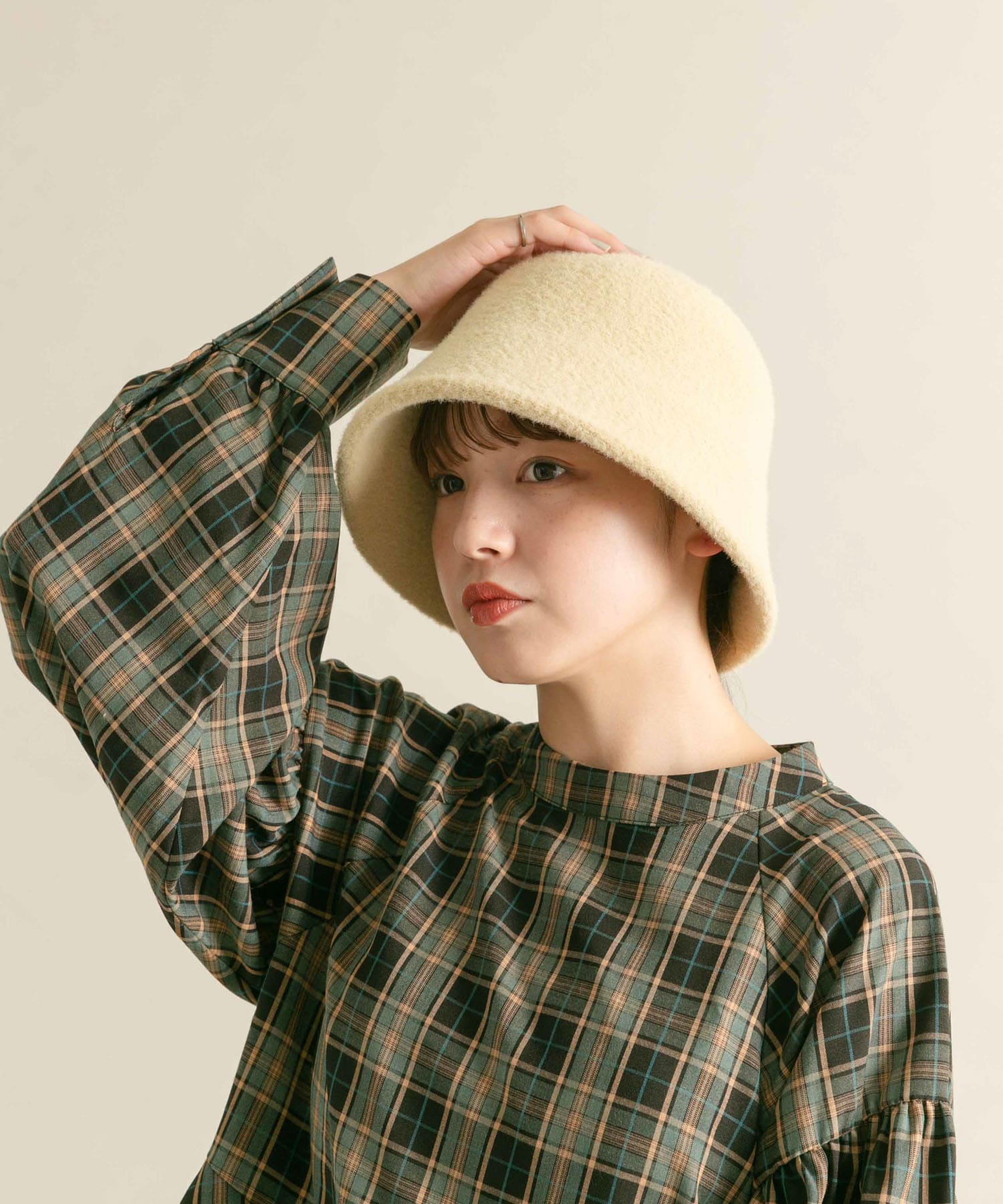 YEL BEIGE