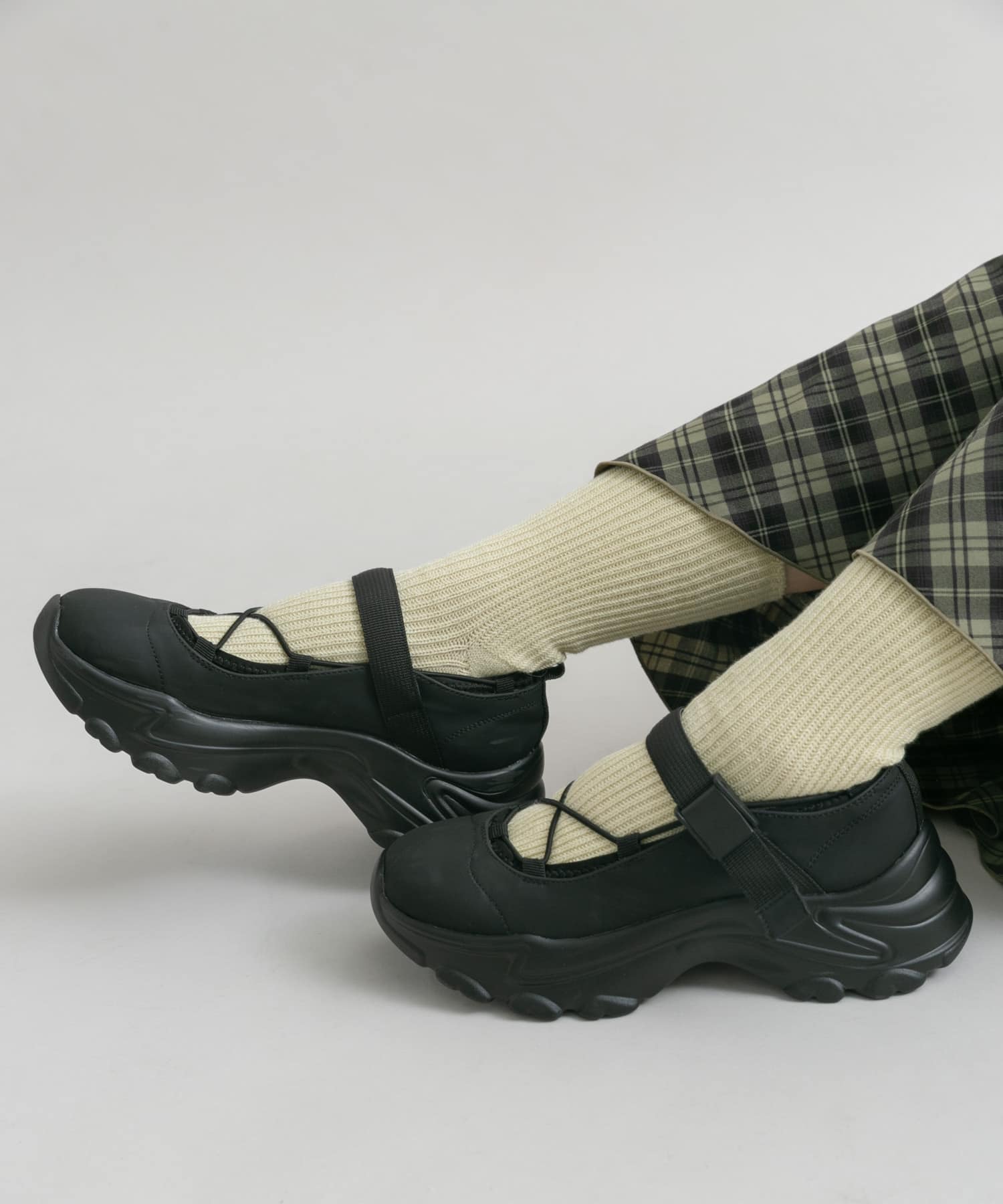 バレエスニーカー BLACK 37