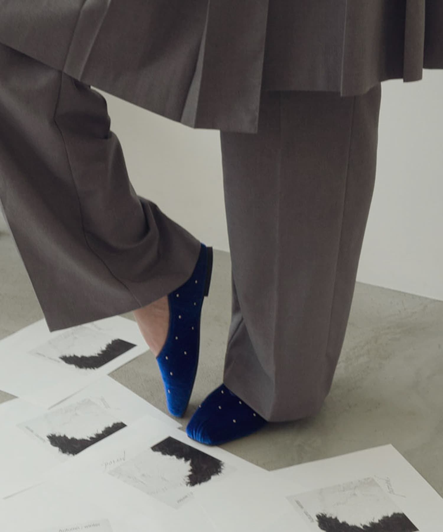 スタッズベロアパンプス BLUE 37