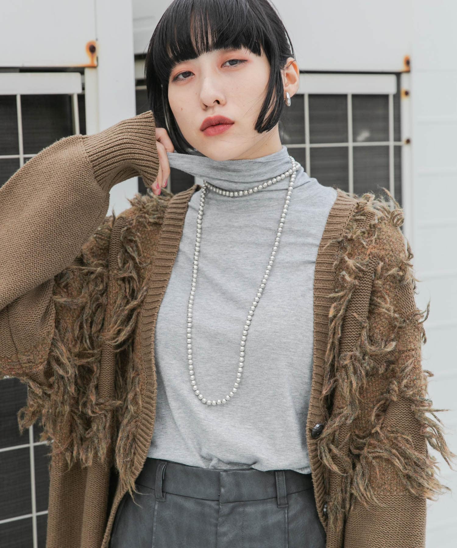 TOP GRAY