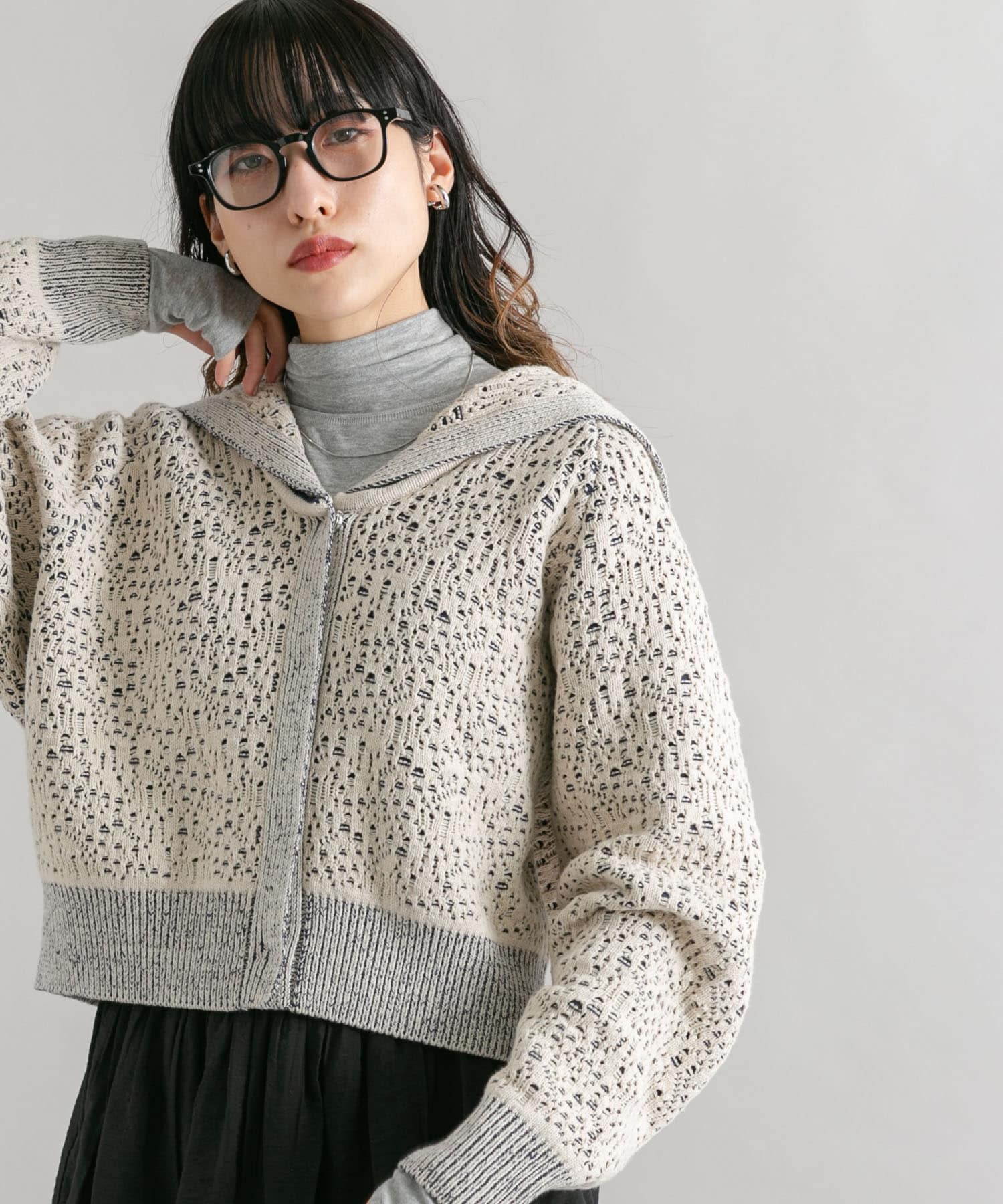 TOP GRAY
