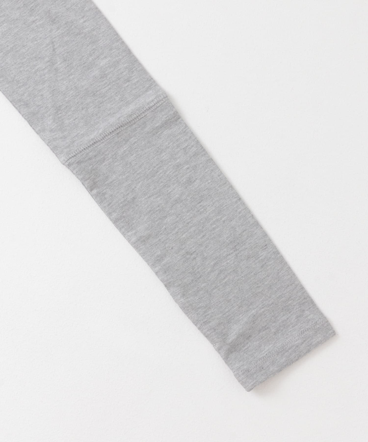 TOP GRAY