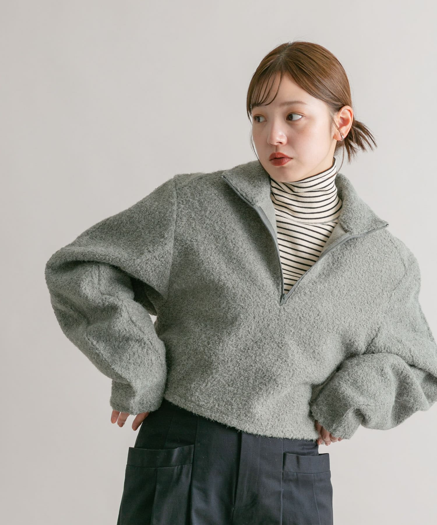 MOSS GRAY
