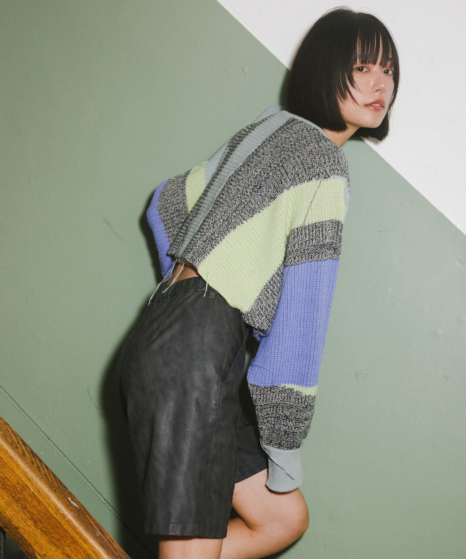 MOSS GRAY