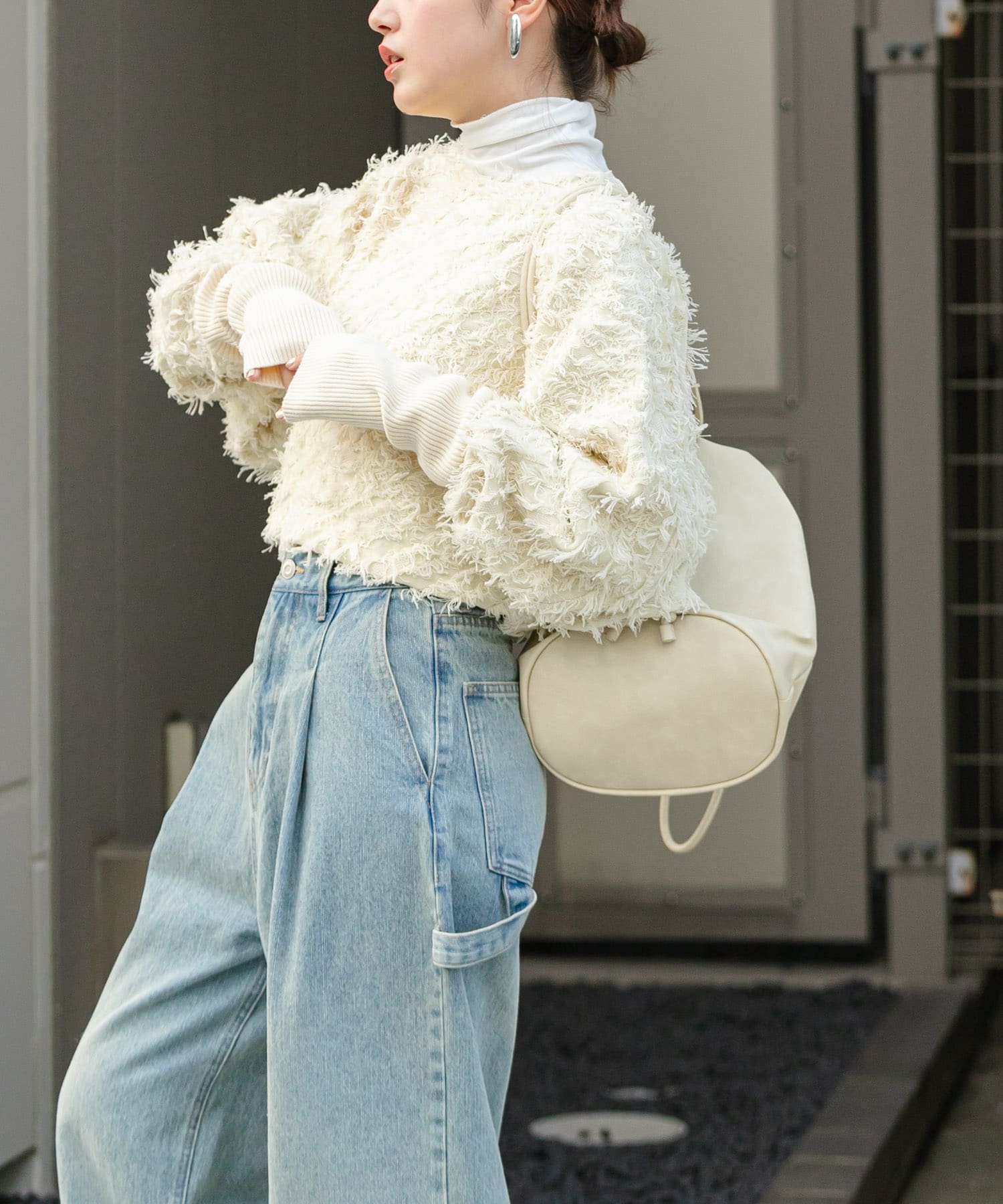 IVORY