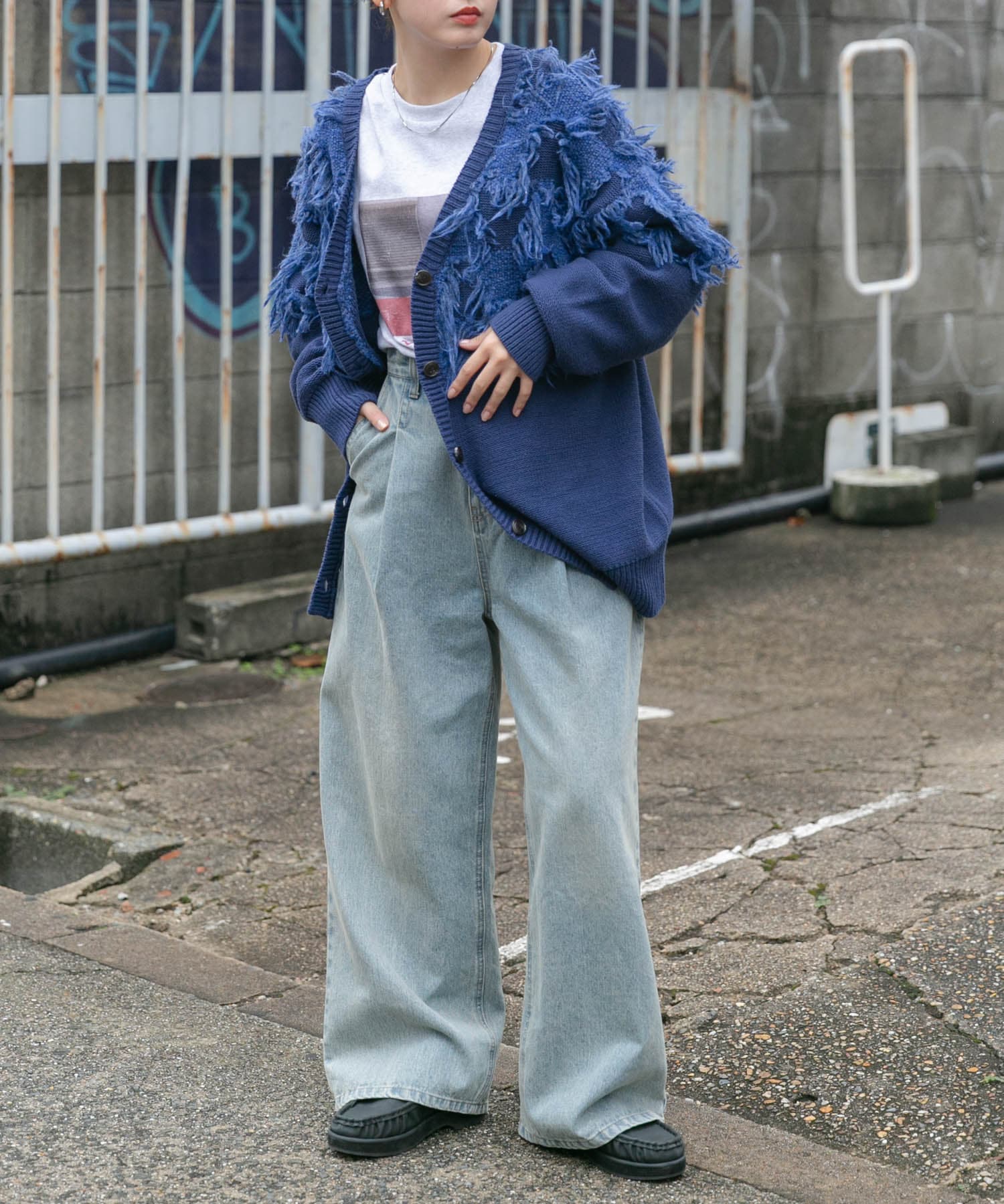 ジャガードフリンジカーディガン BLUE one