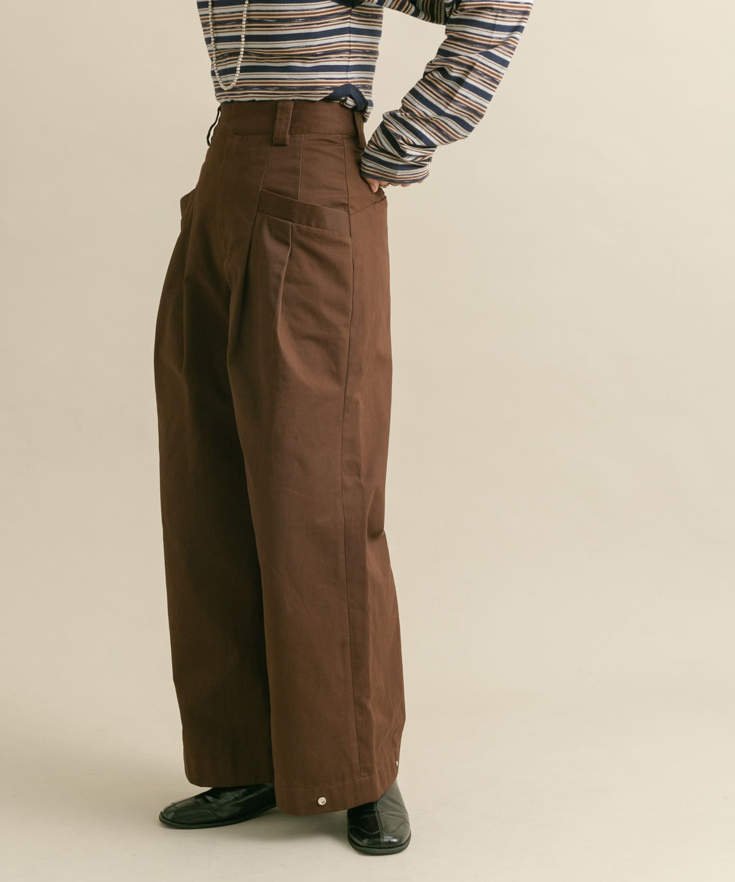 BROWN