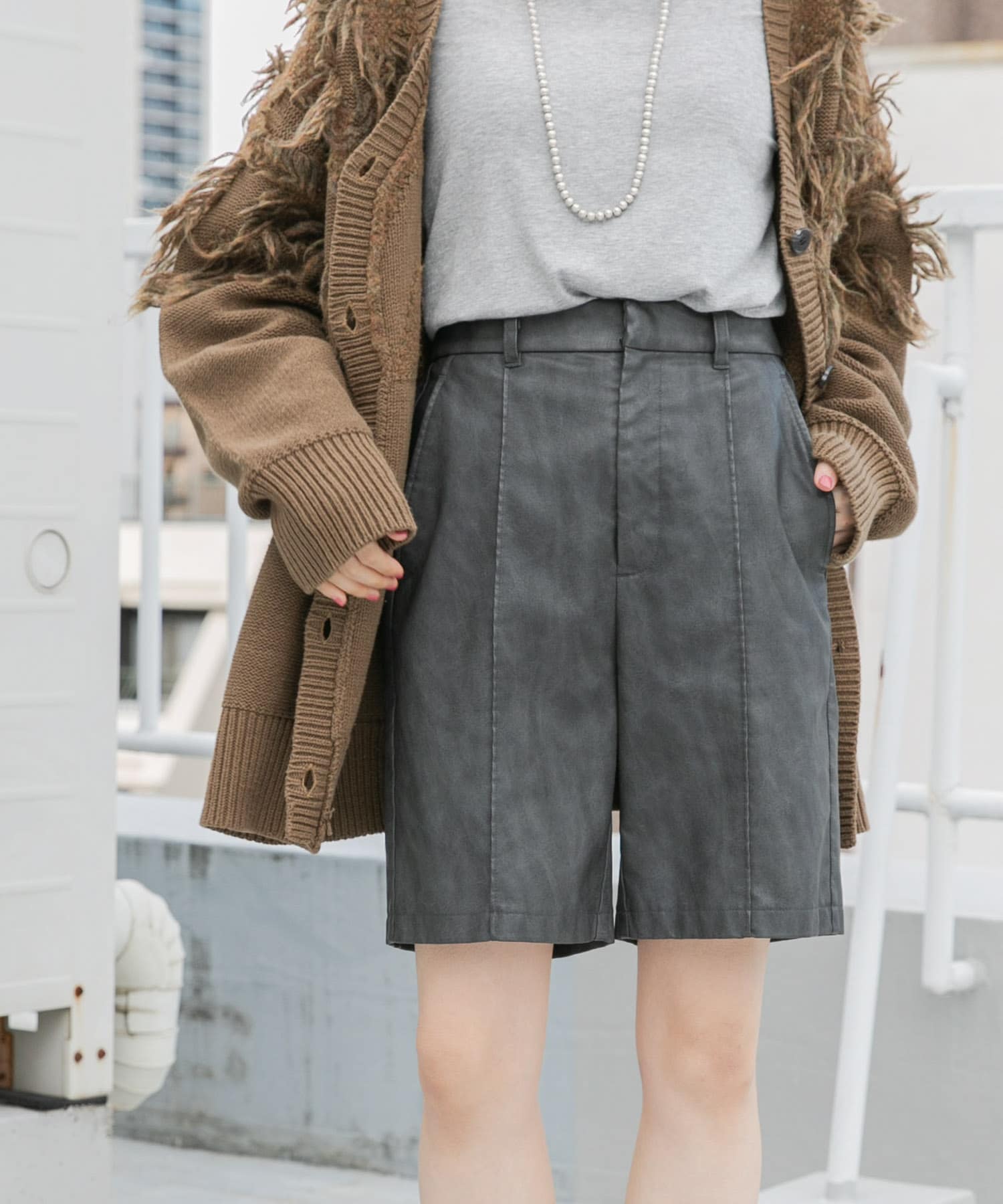 ピンタックショートパンツ