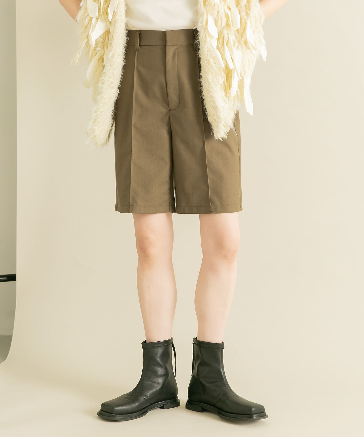 ピンタックショートパンツ(one CCLleather): ボトム｜URBAN RESEARCH