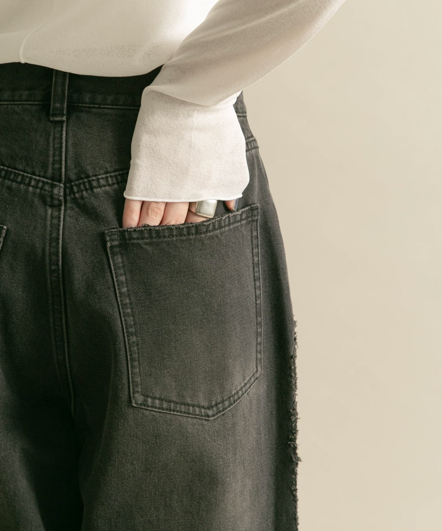 身長：160cm サイズ：36