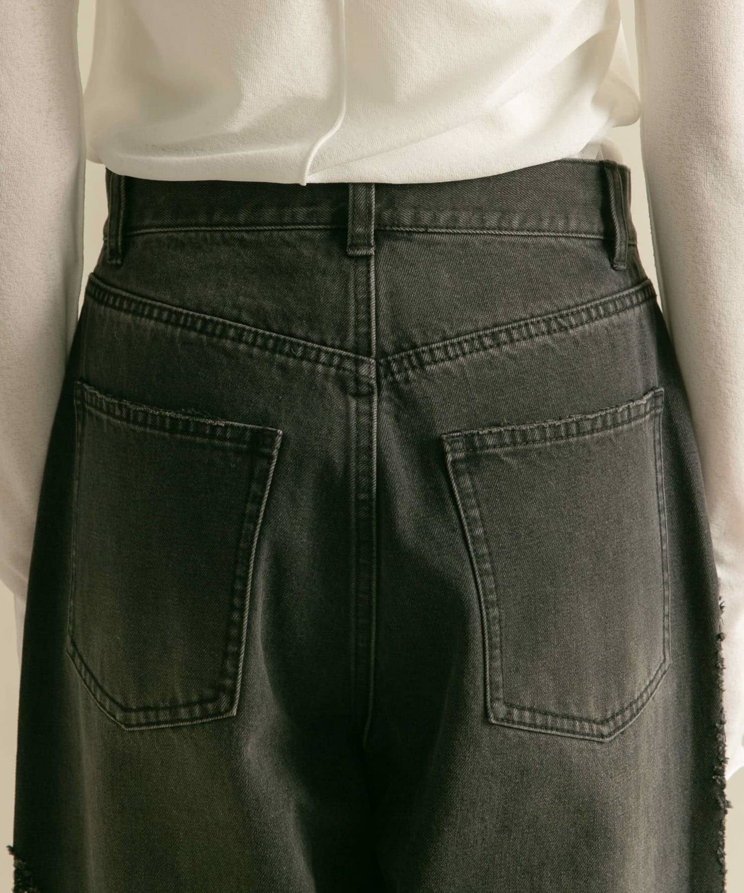 身長：160cm サイズ：36