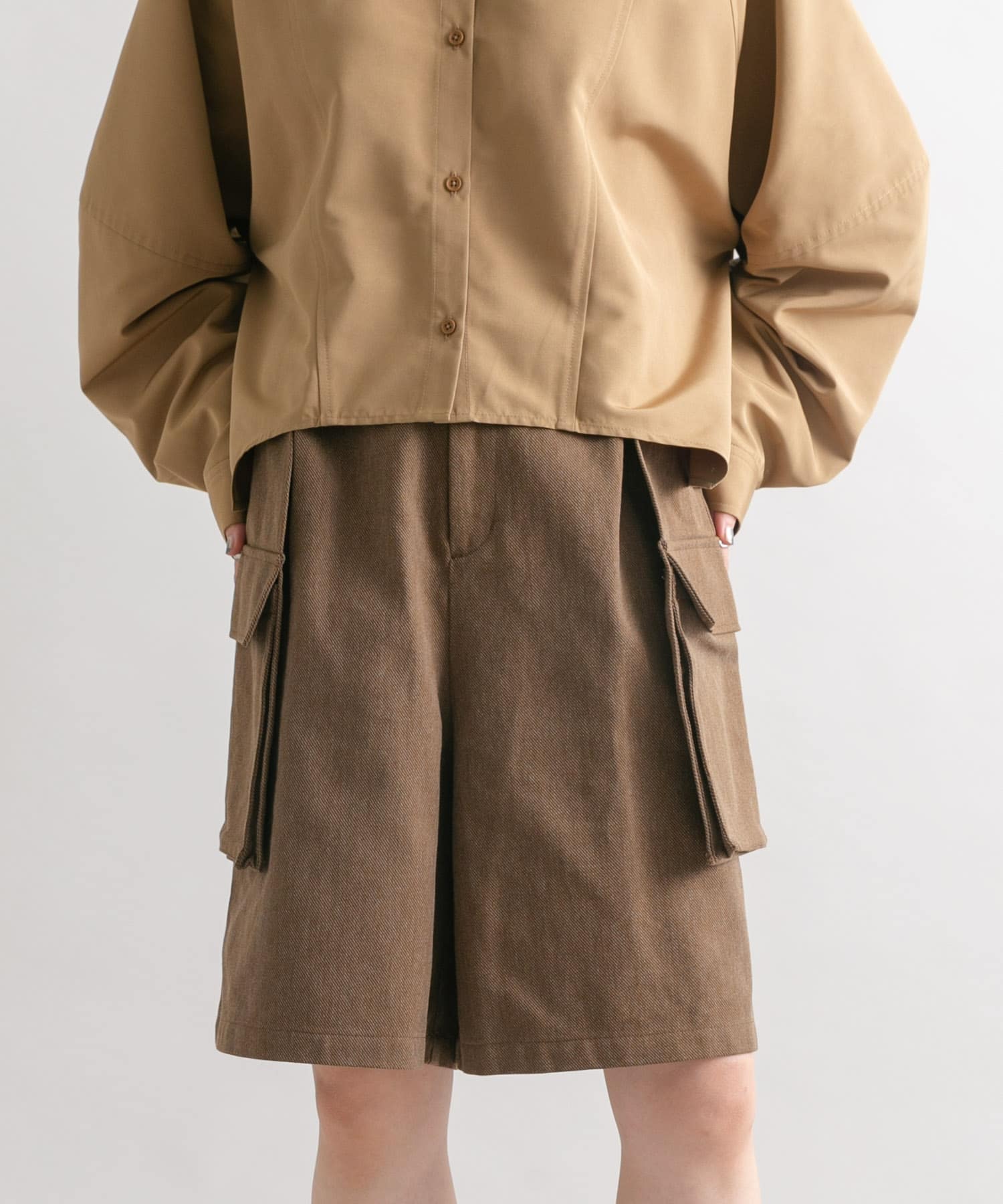 KHAKI