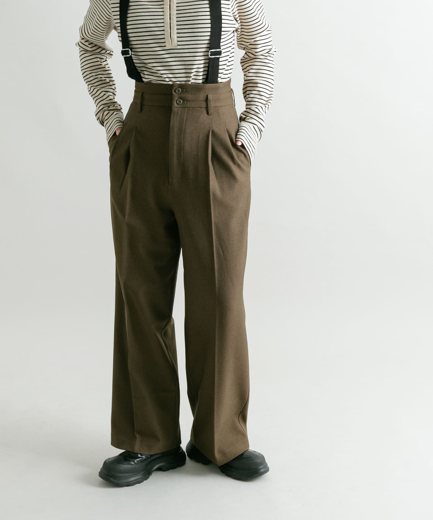 身長：160cm サイズ：36