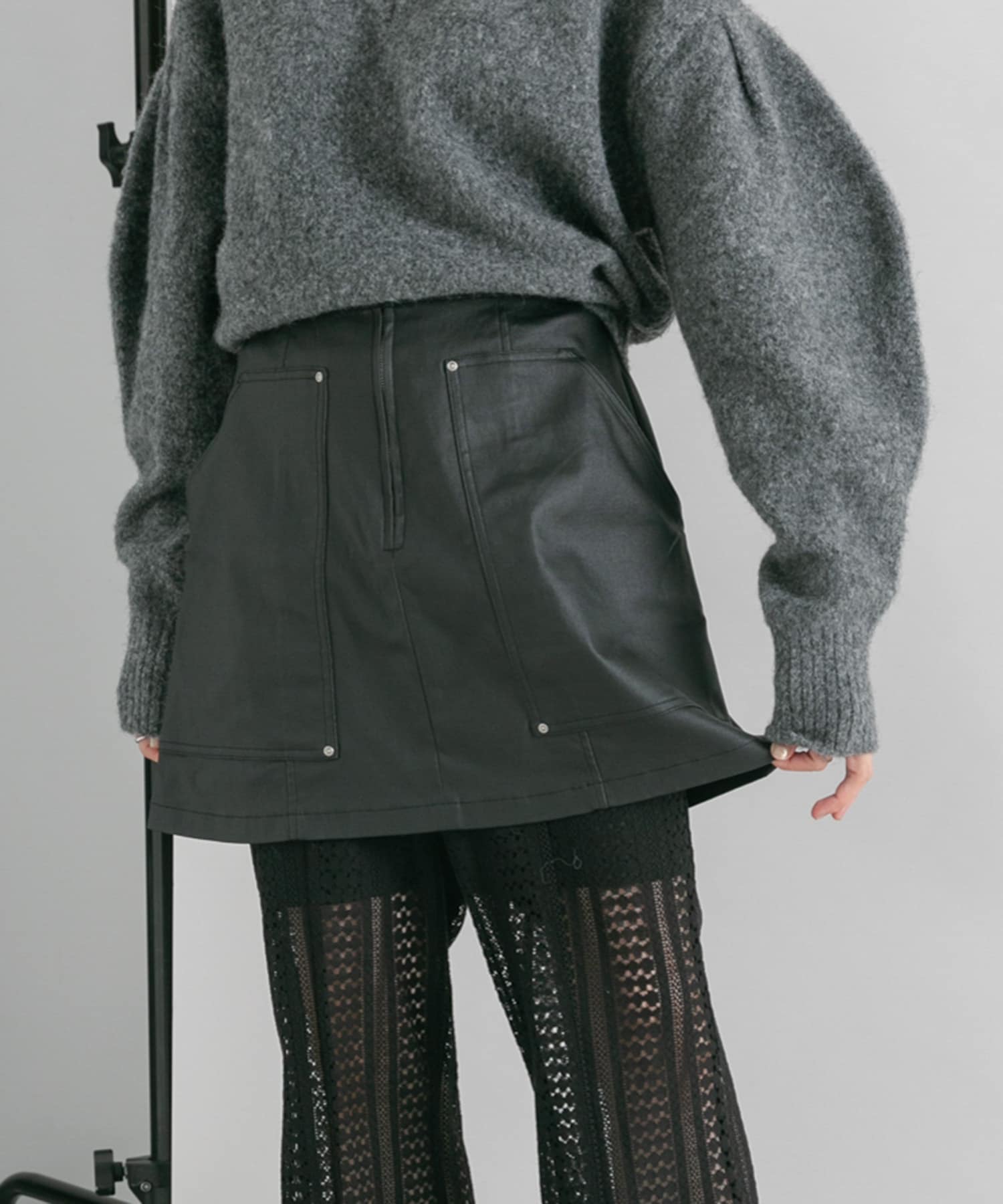 コーティングミニスカート