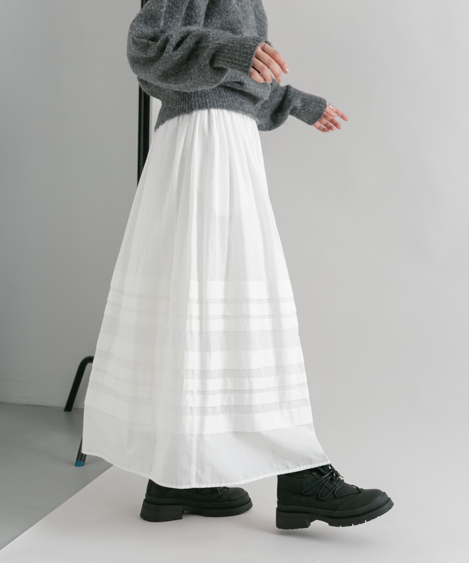 ボリュームタックスカート