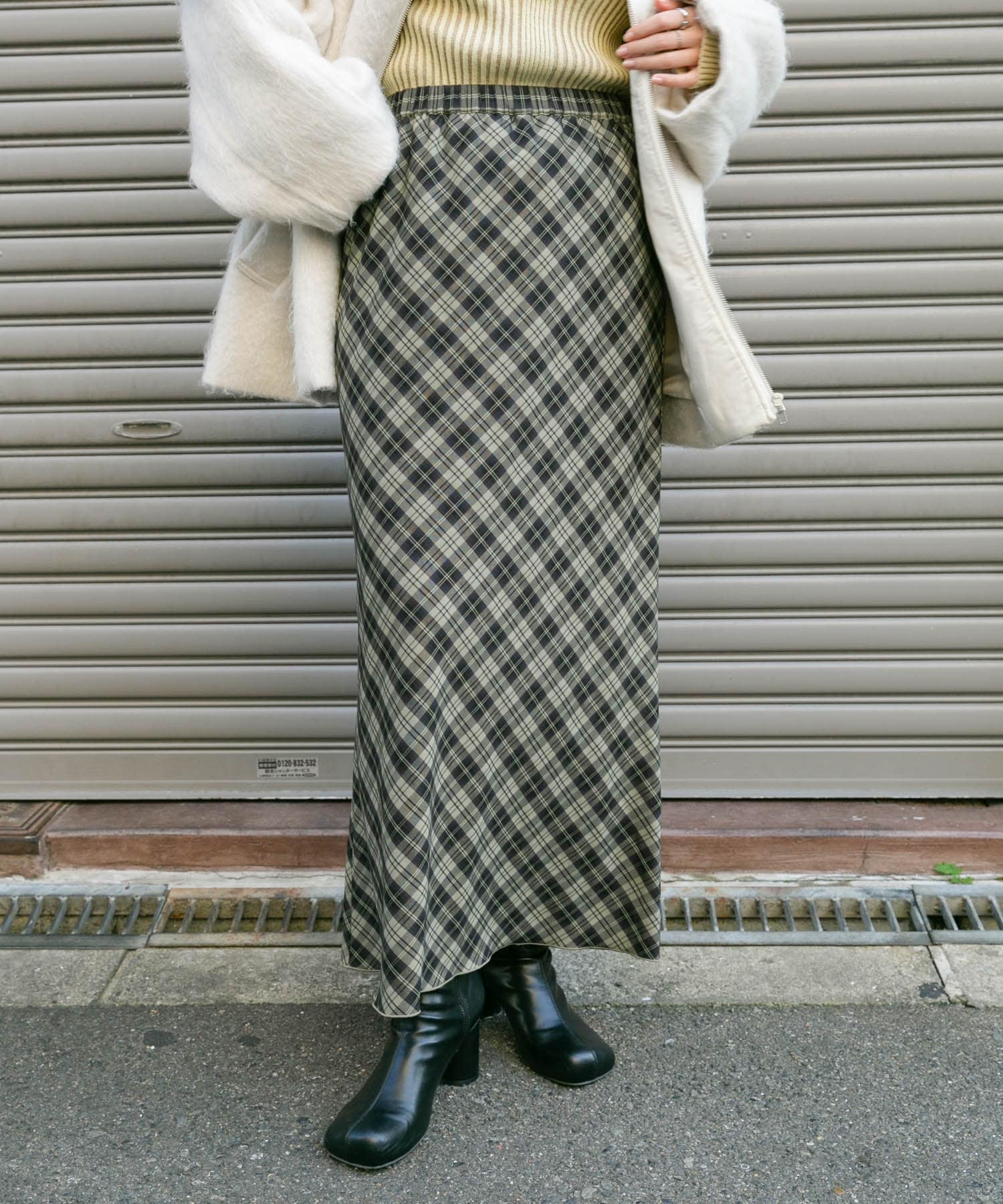チェックナロースカート(裏付)