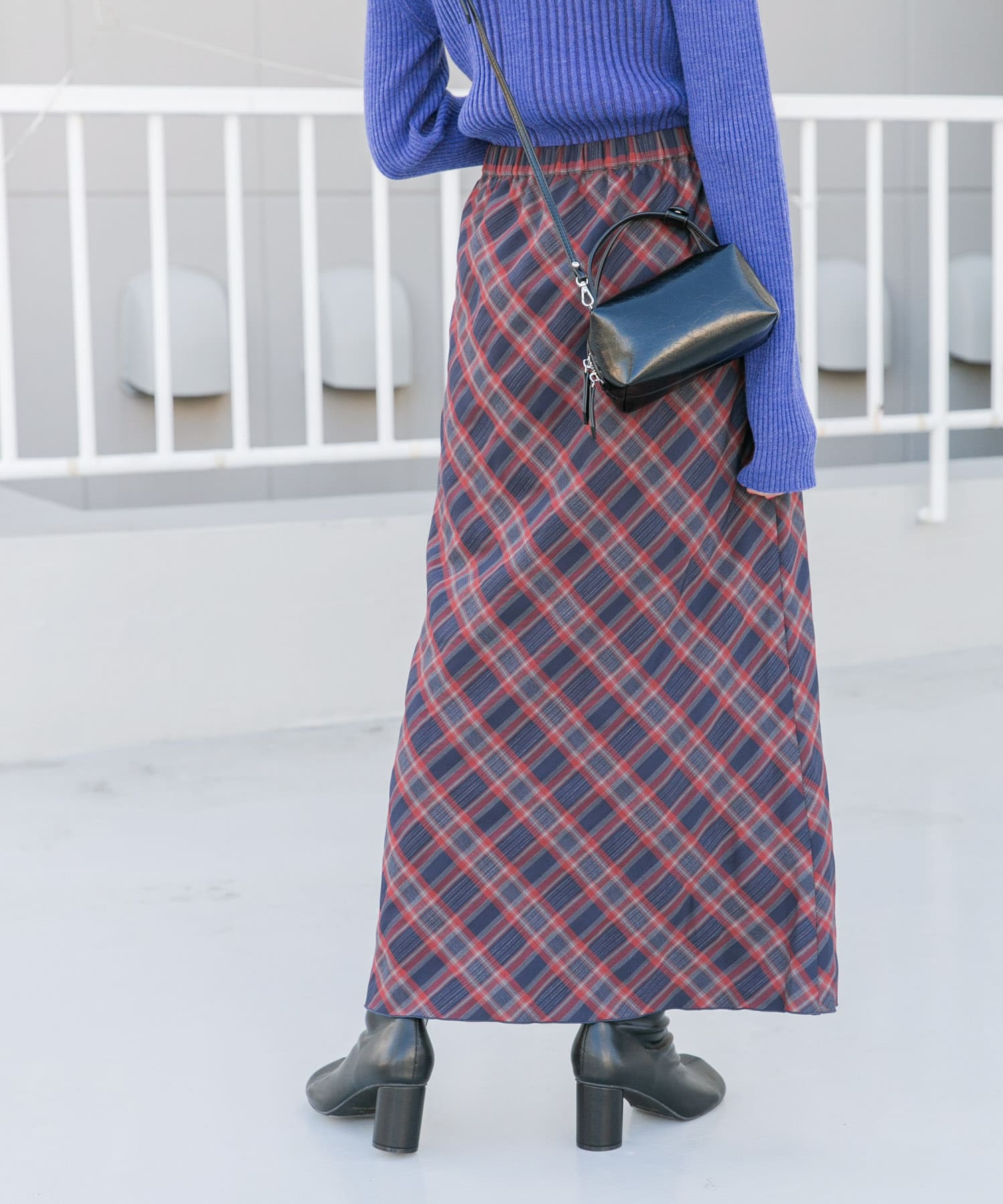 チェックナロースカート(裏付)