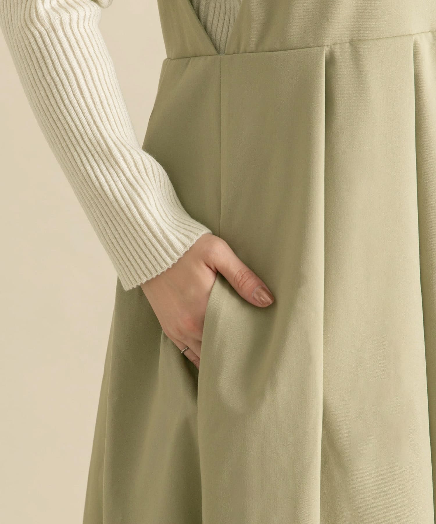 身長：160cm サイズ：36