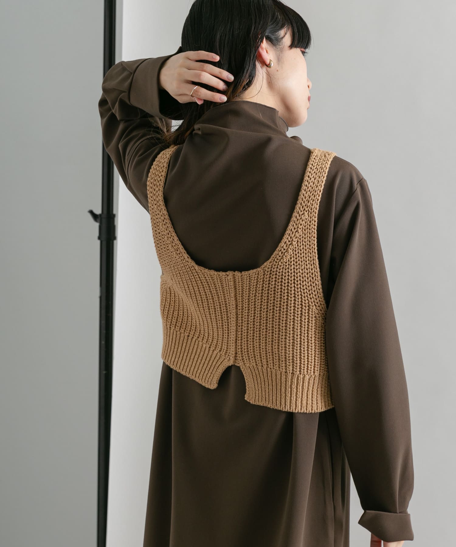 ニットビスチェSETワンピース(one BROWN×BEG): ワンピース｜URBAN