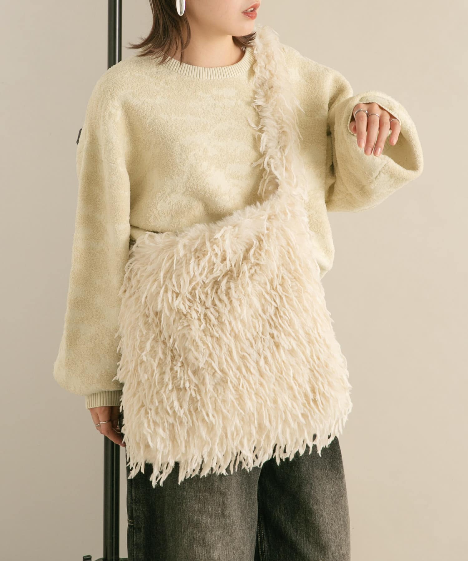 ファービッグBAG IVORY one