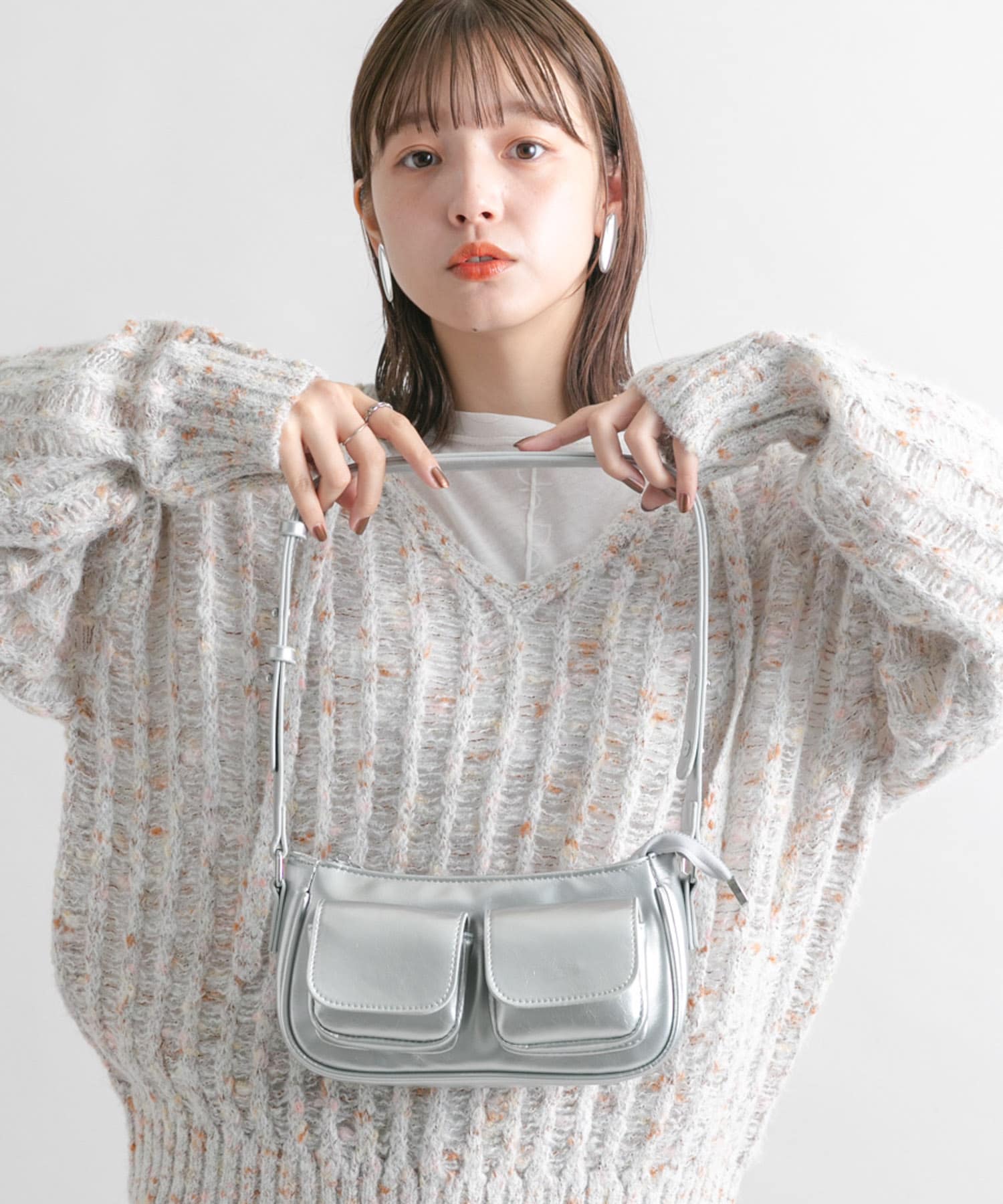 アウトポケットショルダーBAG SILVER one