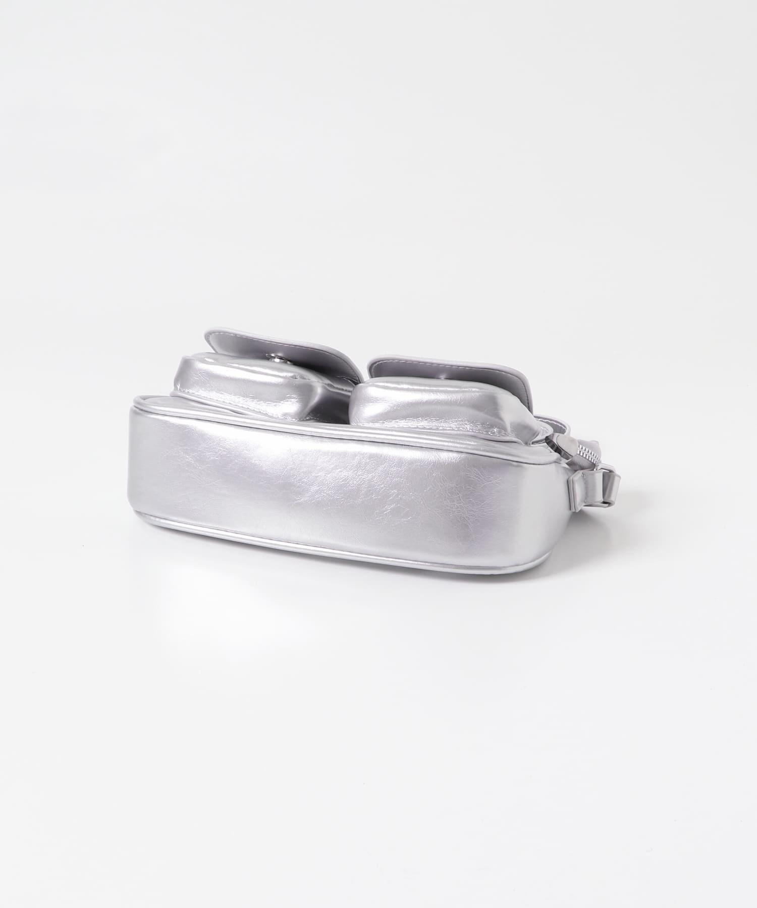 アウトポケットショルダーBAG SILVER one