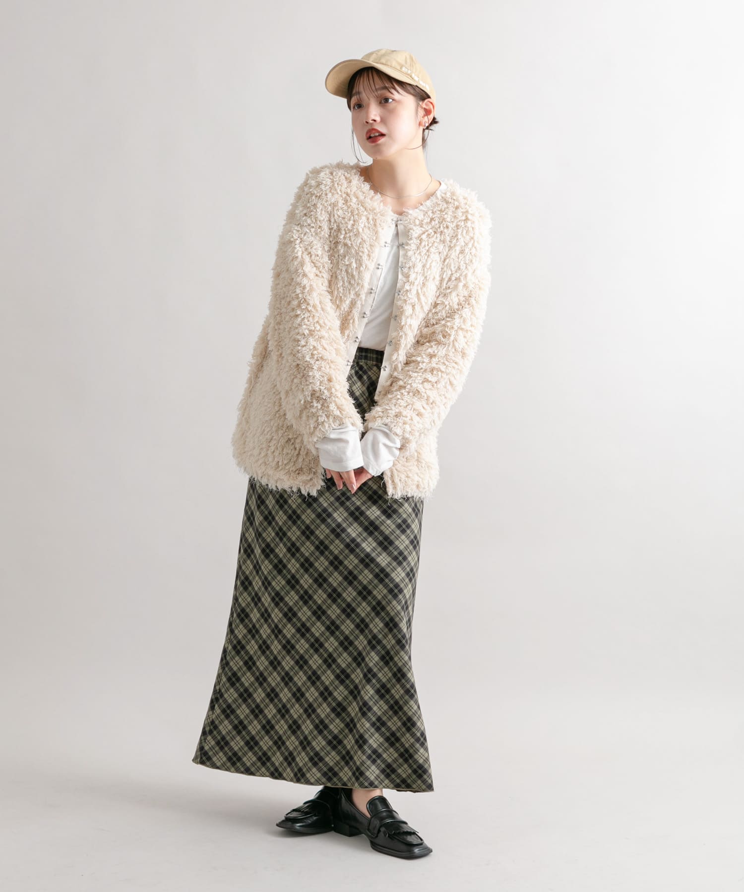 サイドエンブロイダリーCAP BEIGE one