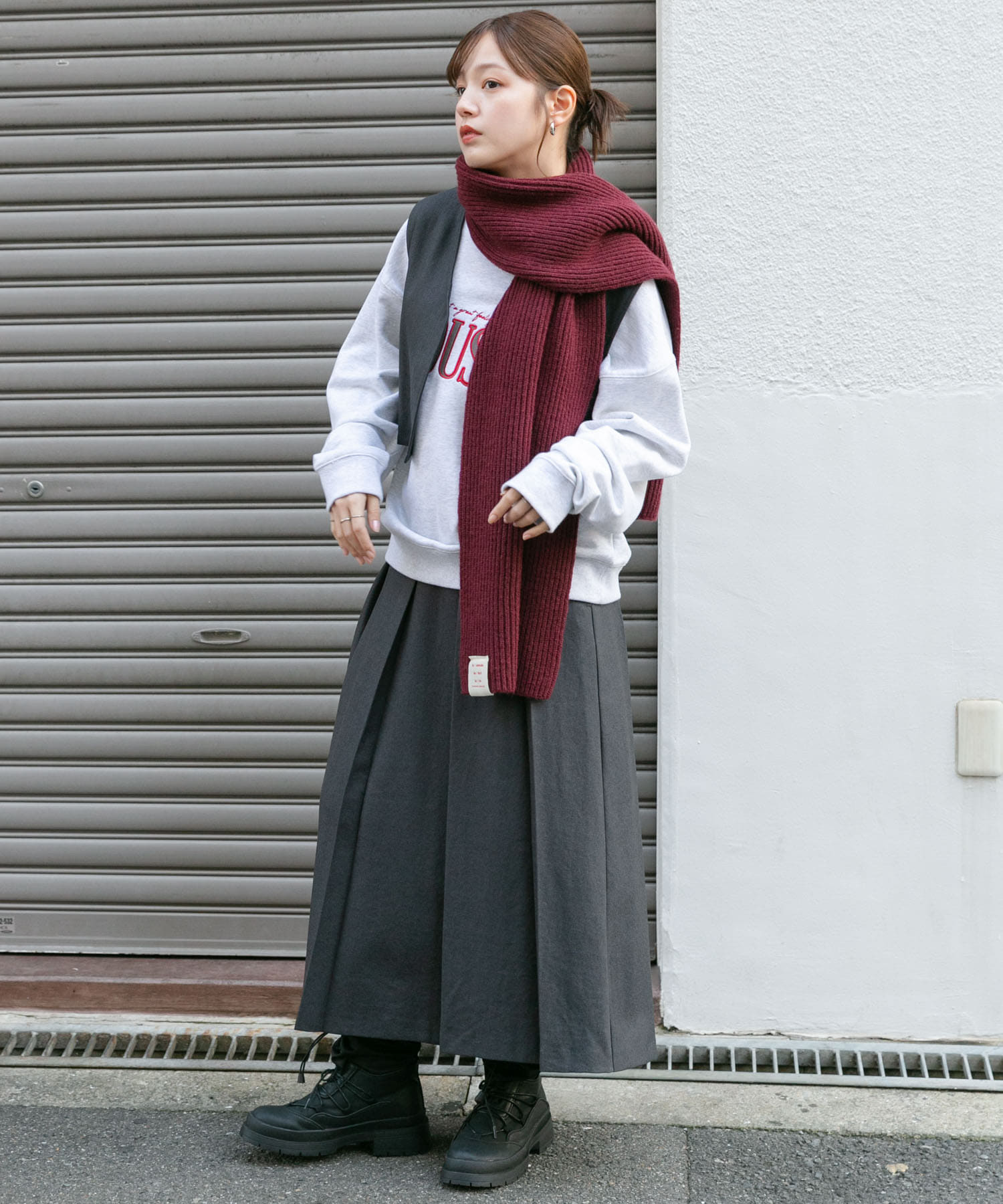 タブ付きリブニットマフラー BURGUNDY one