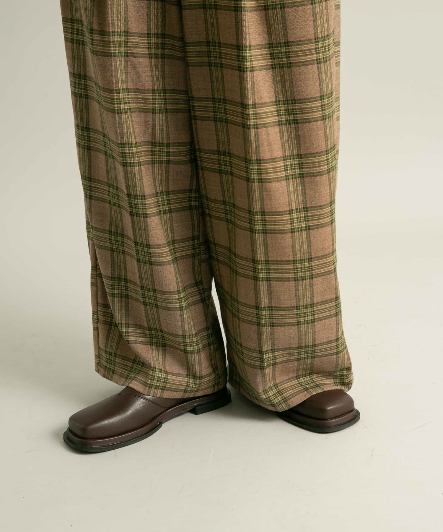 スクエアトゥフラットブーツ D.BROWN 36