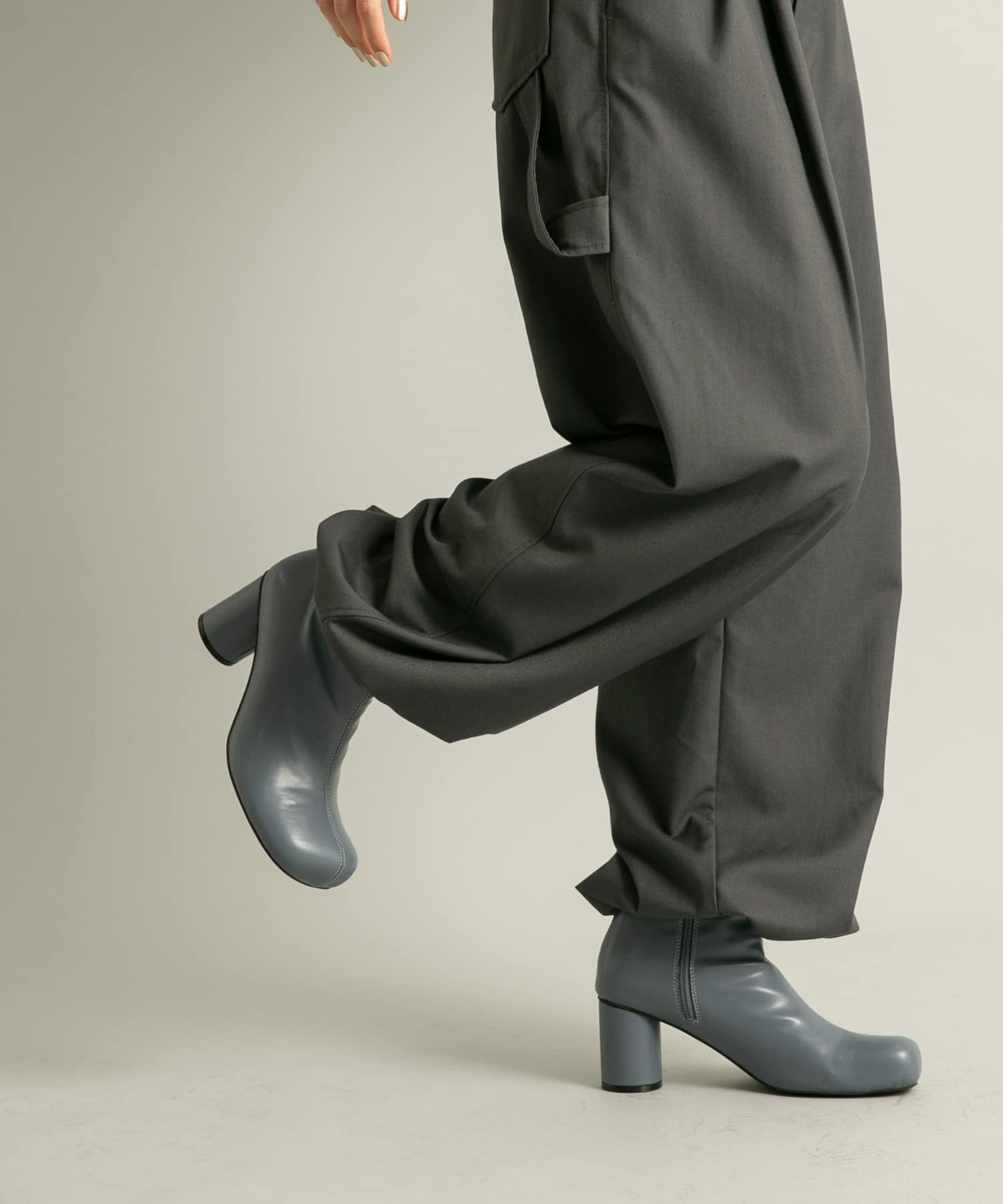 ステッチデザインラウンドトゥブーツ BLUE GRAY 36